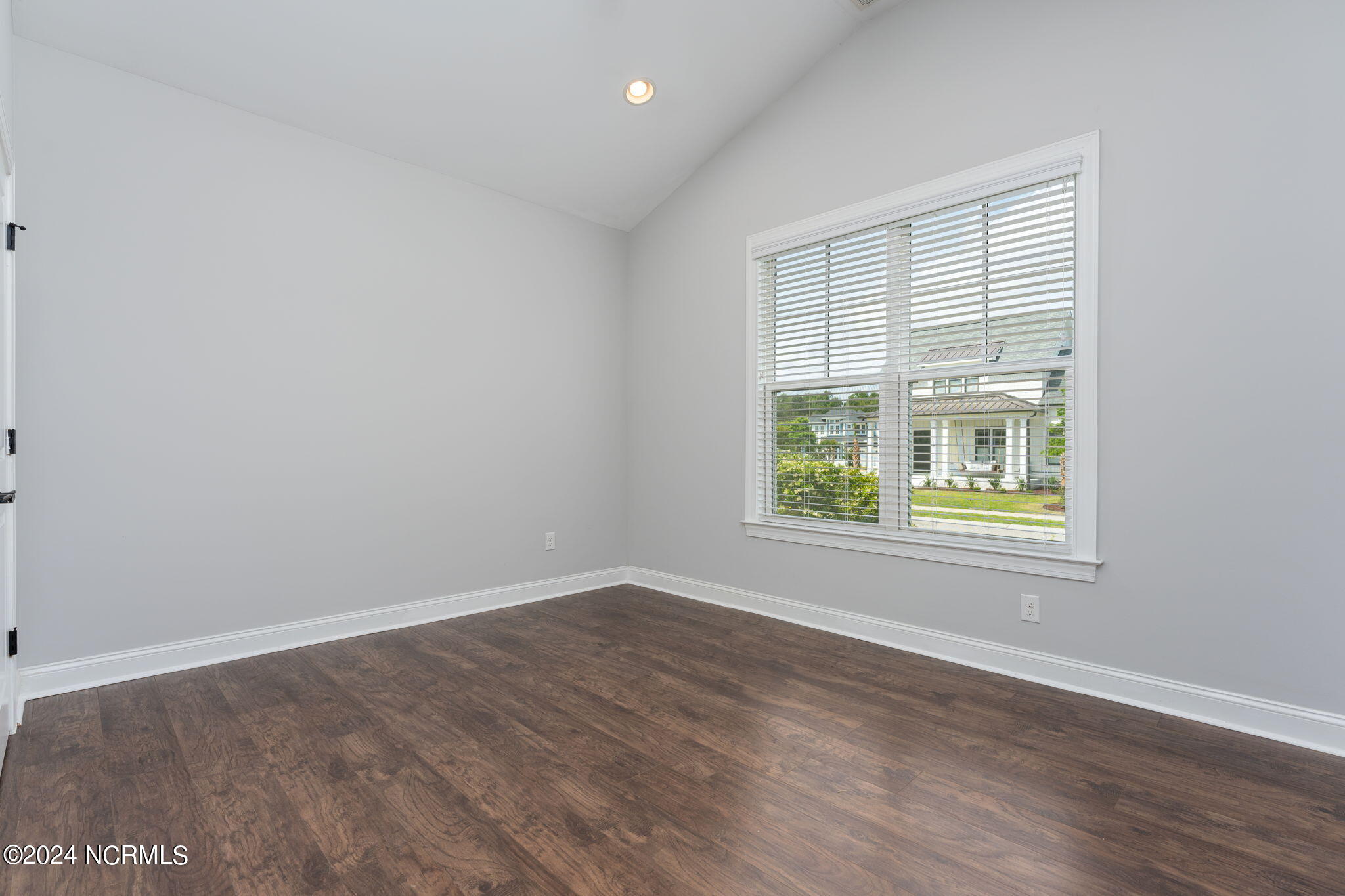 853 Bedminister Lane