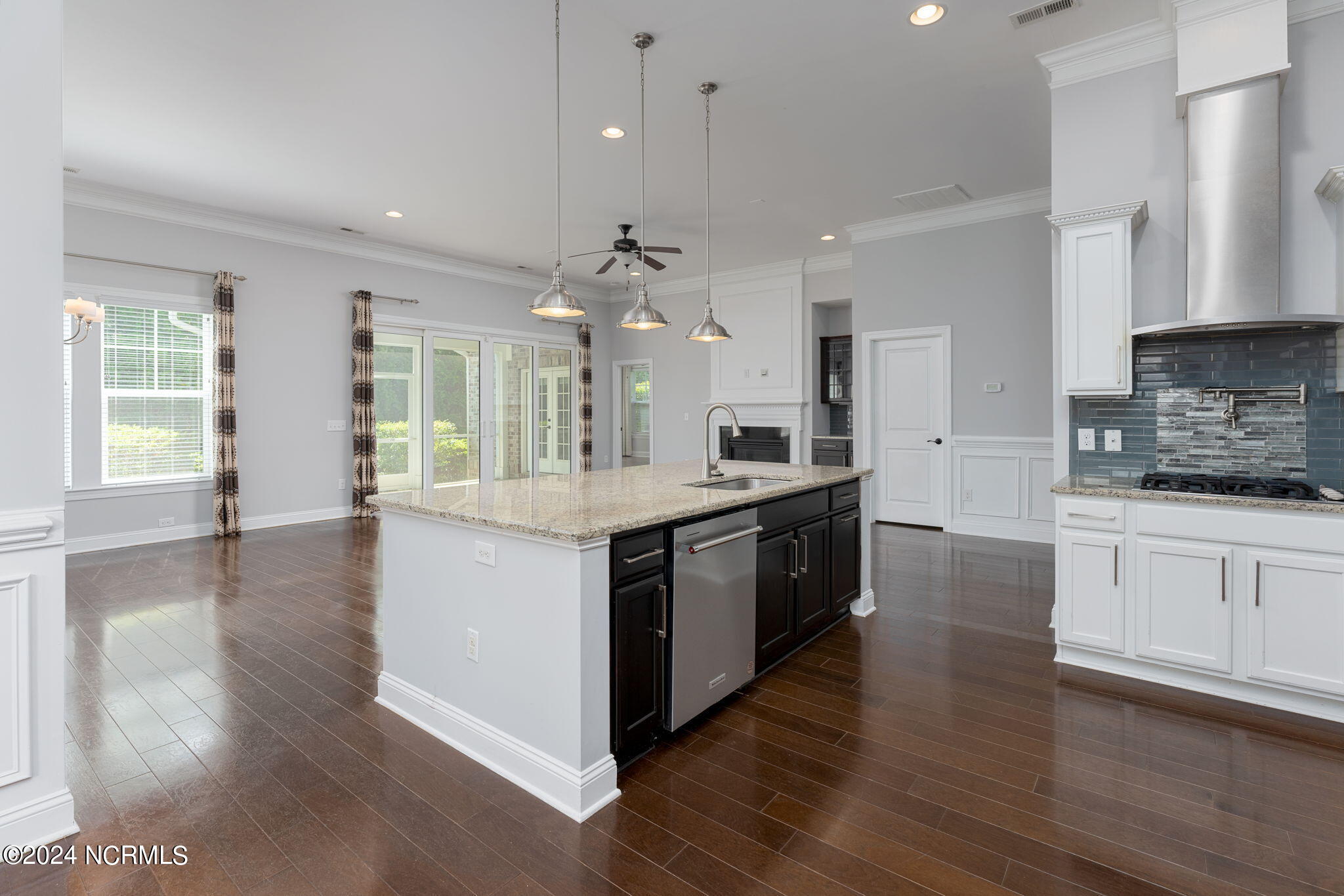 853 Bedminister Lane