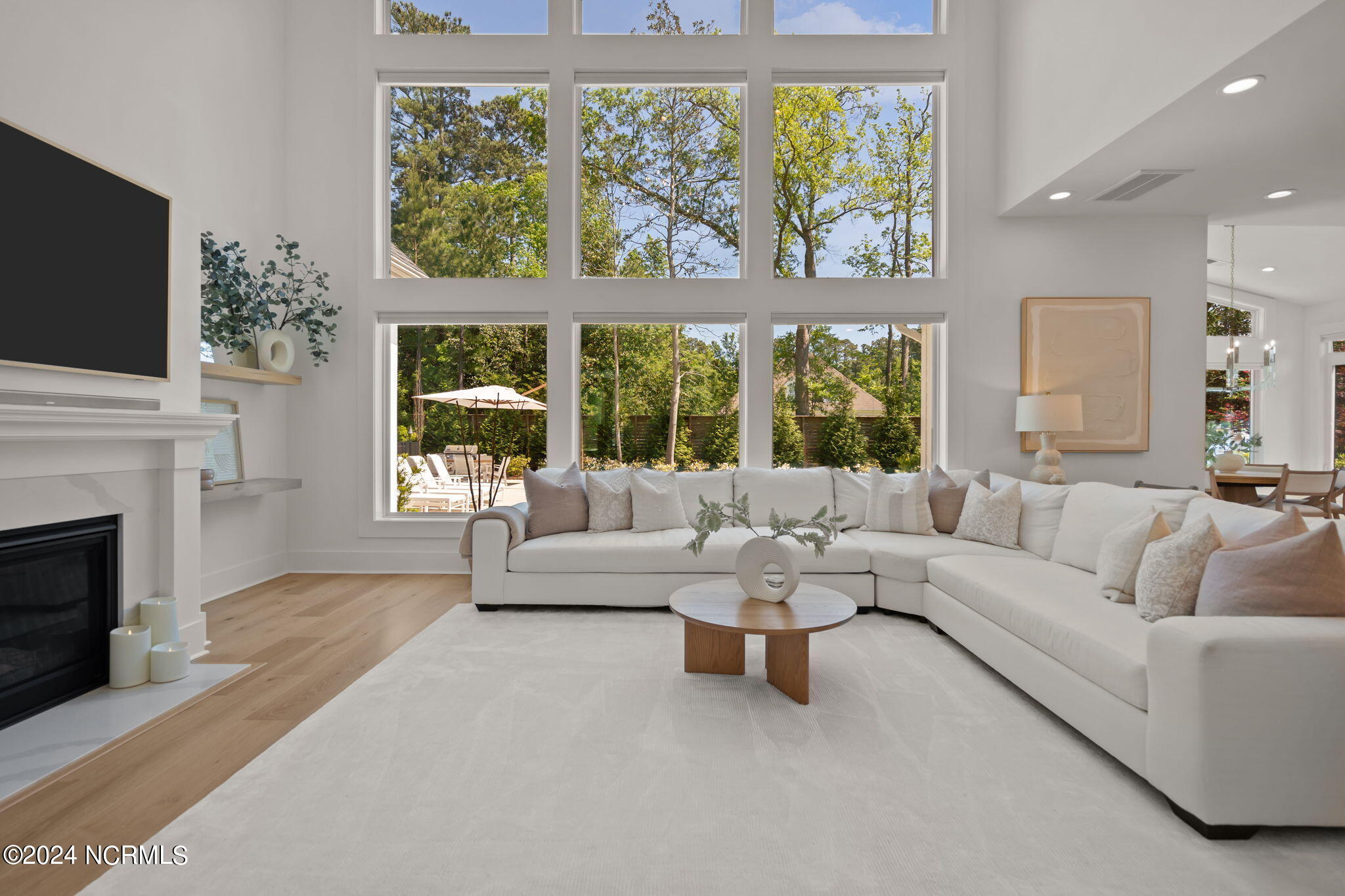 423 E Blackbeard Road