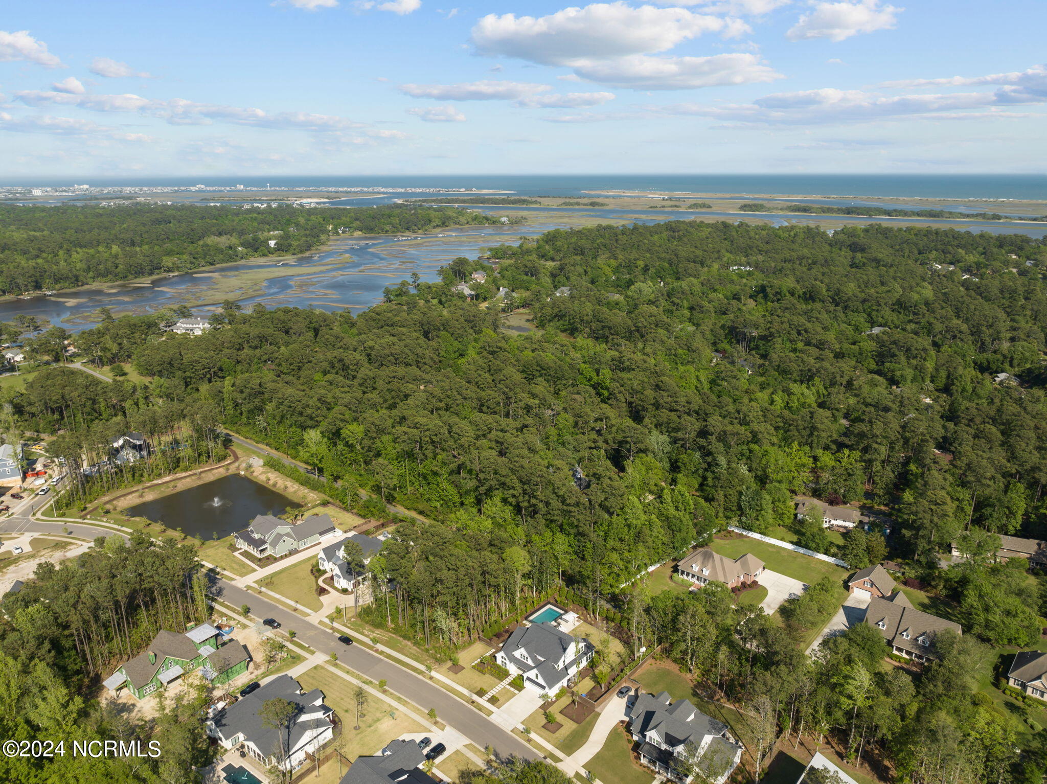 423 E Blackbeard Road