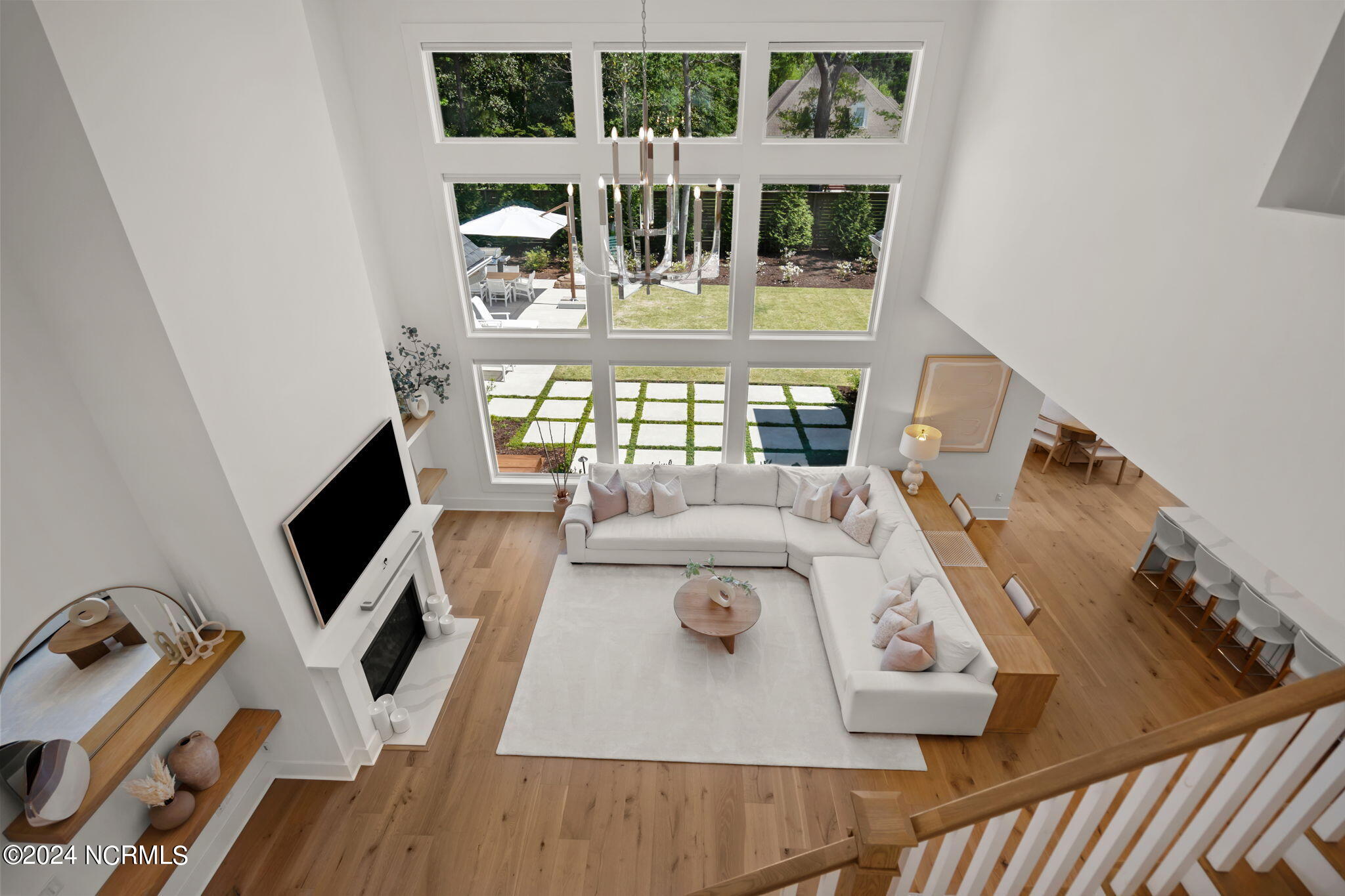 423 E Blackbeard Road