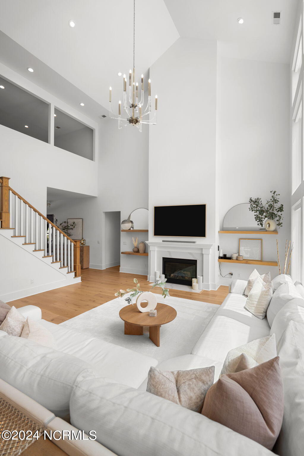 423 E Blackbeard Road