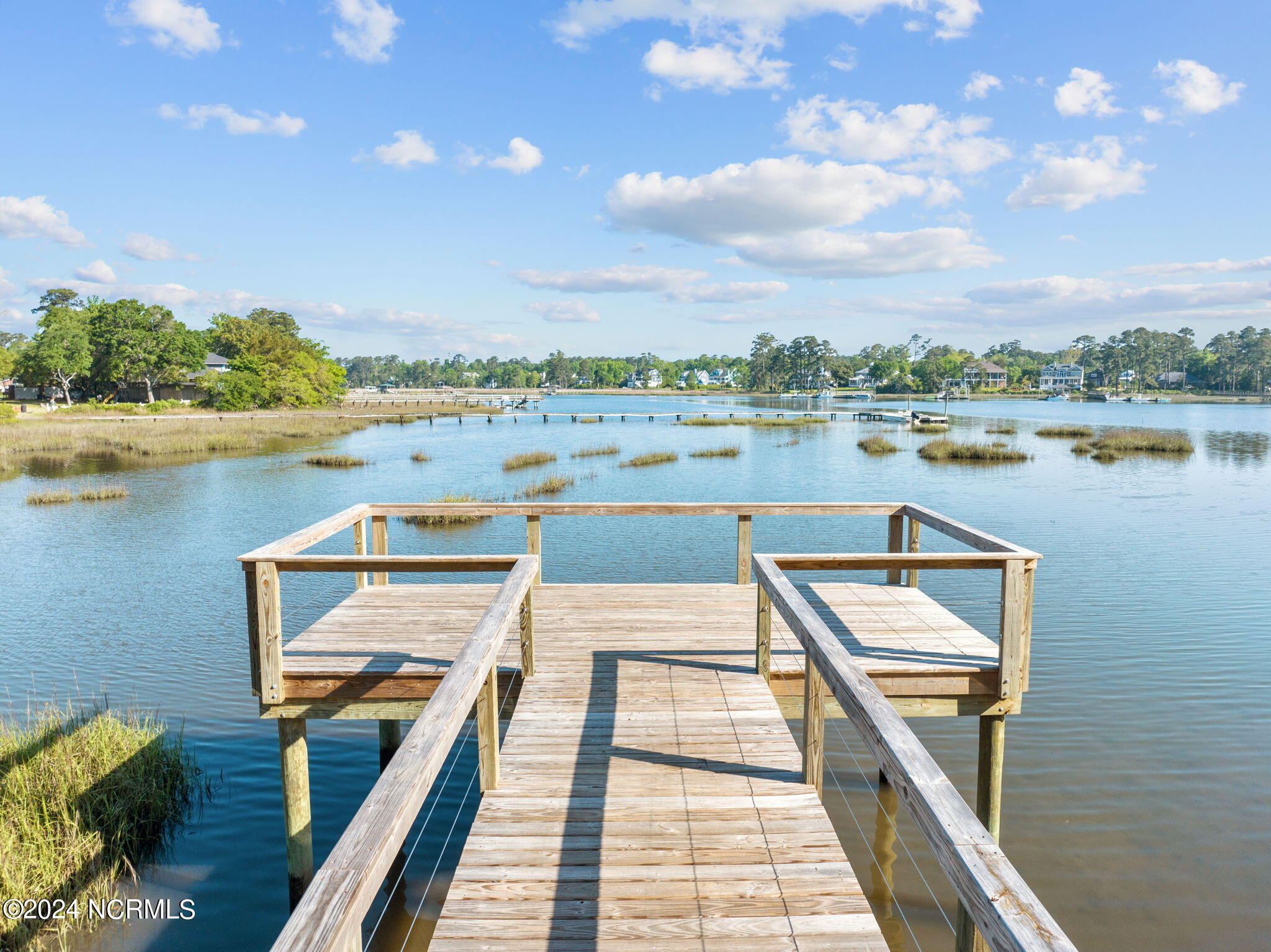 423 E Blackbeard Road