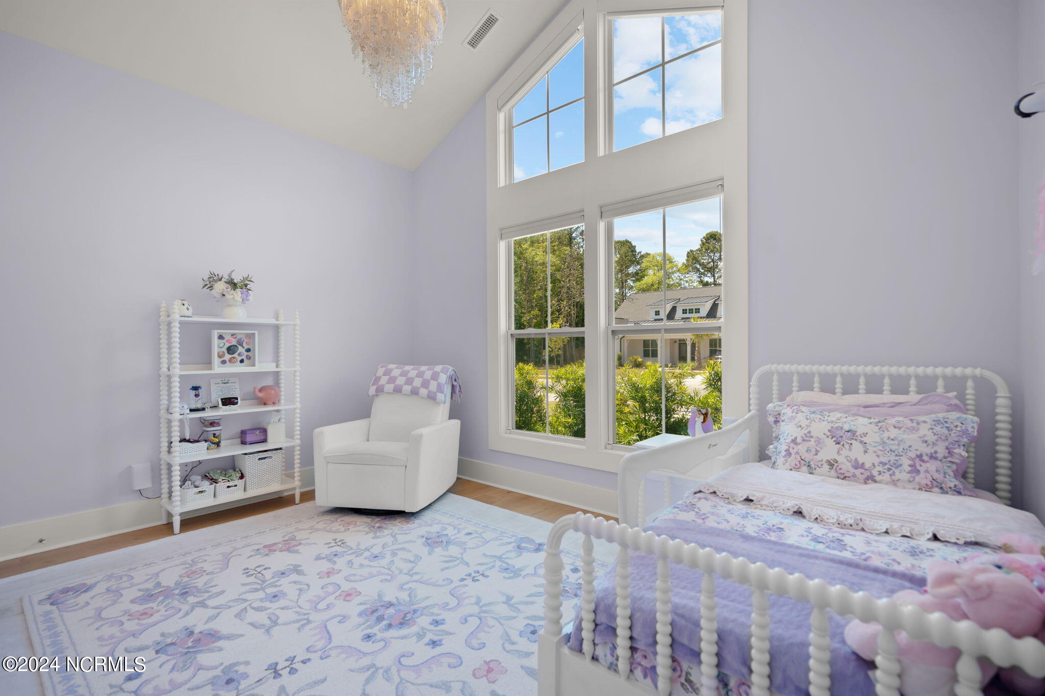 423 E Blackbeard Road