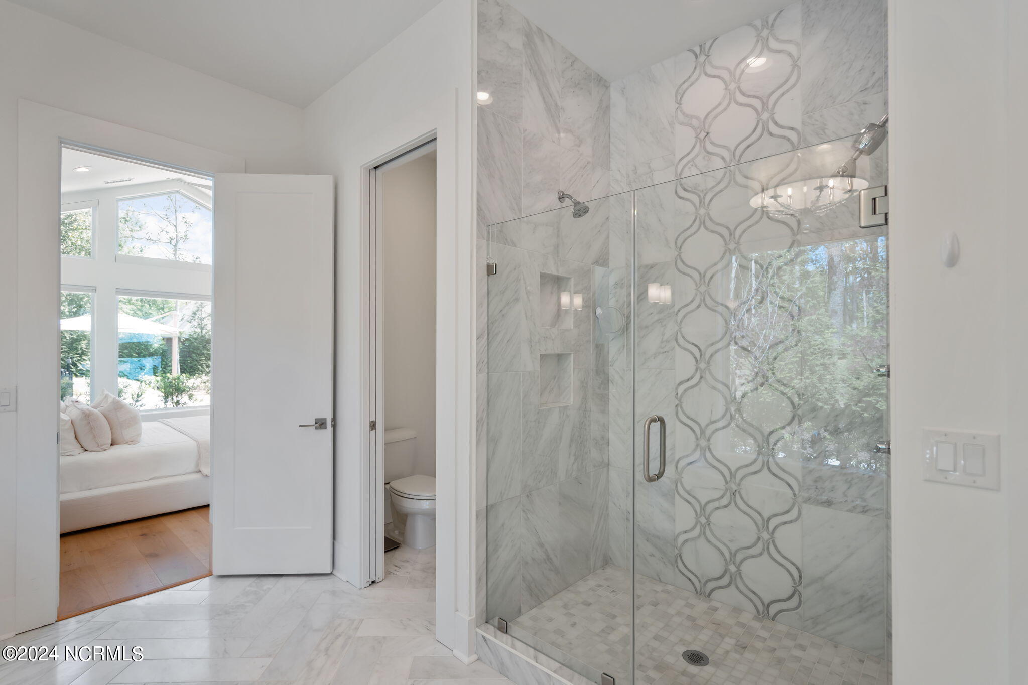 423 E Blackbeard Road