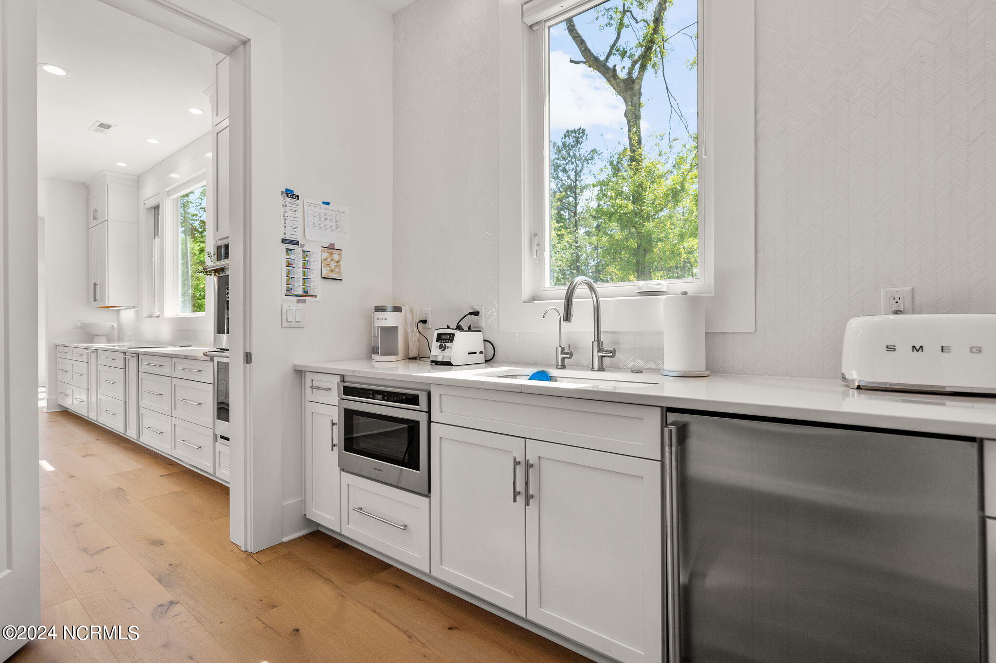 423 E Blackbeard Road