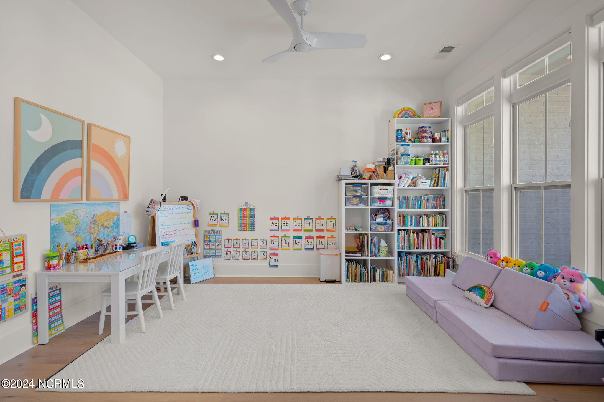 423 E Blackbeard Road