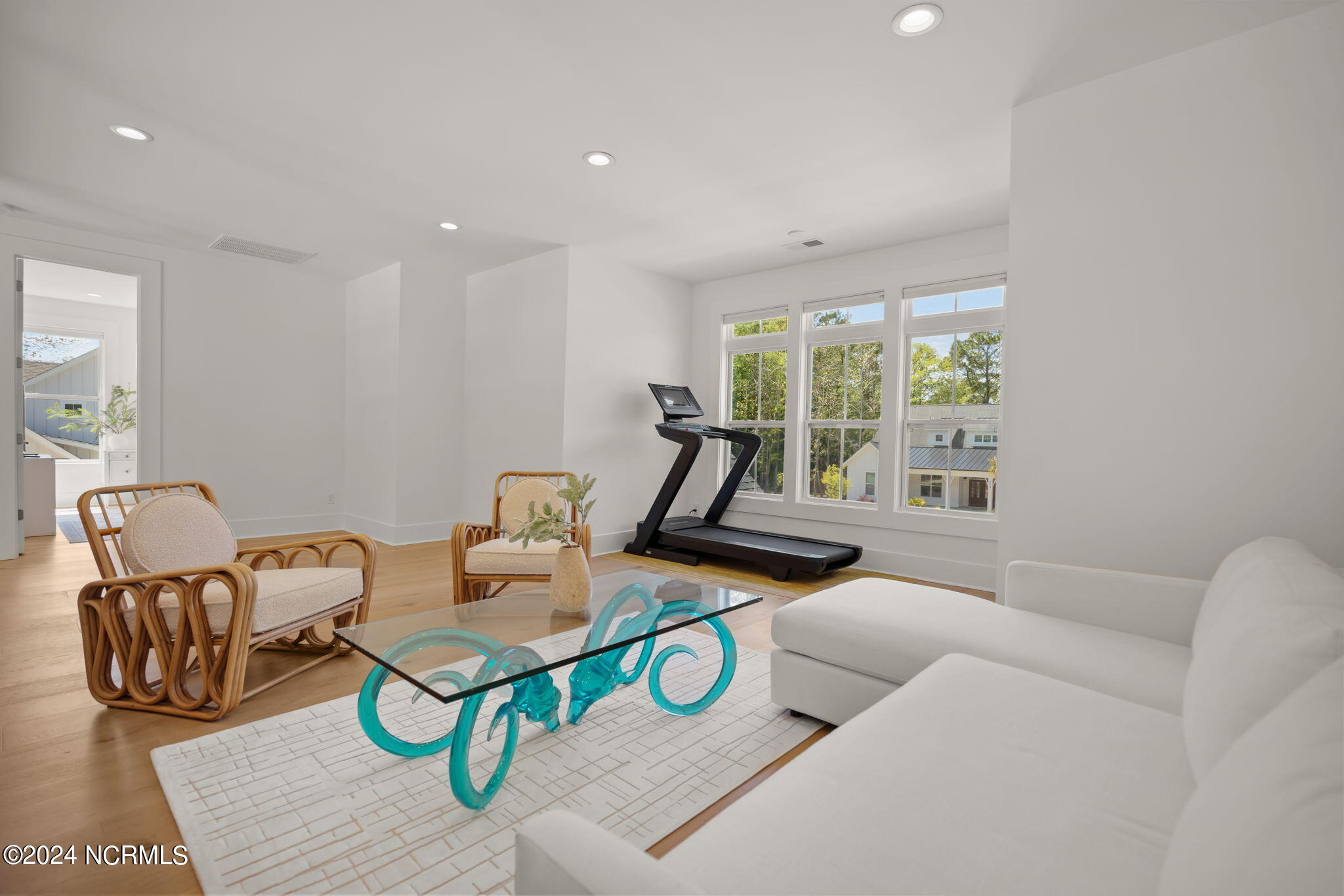 423 E Blackbeard Road