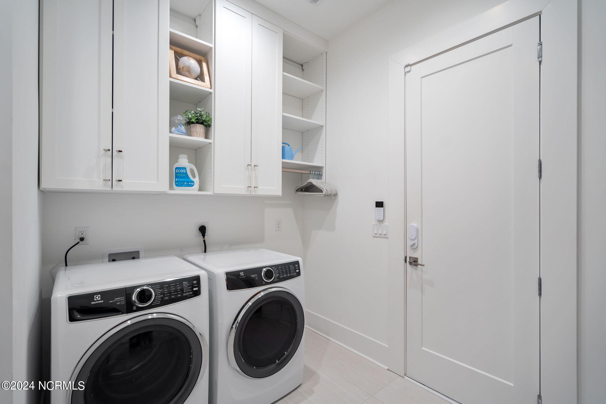 423 E Blackbeard Road