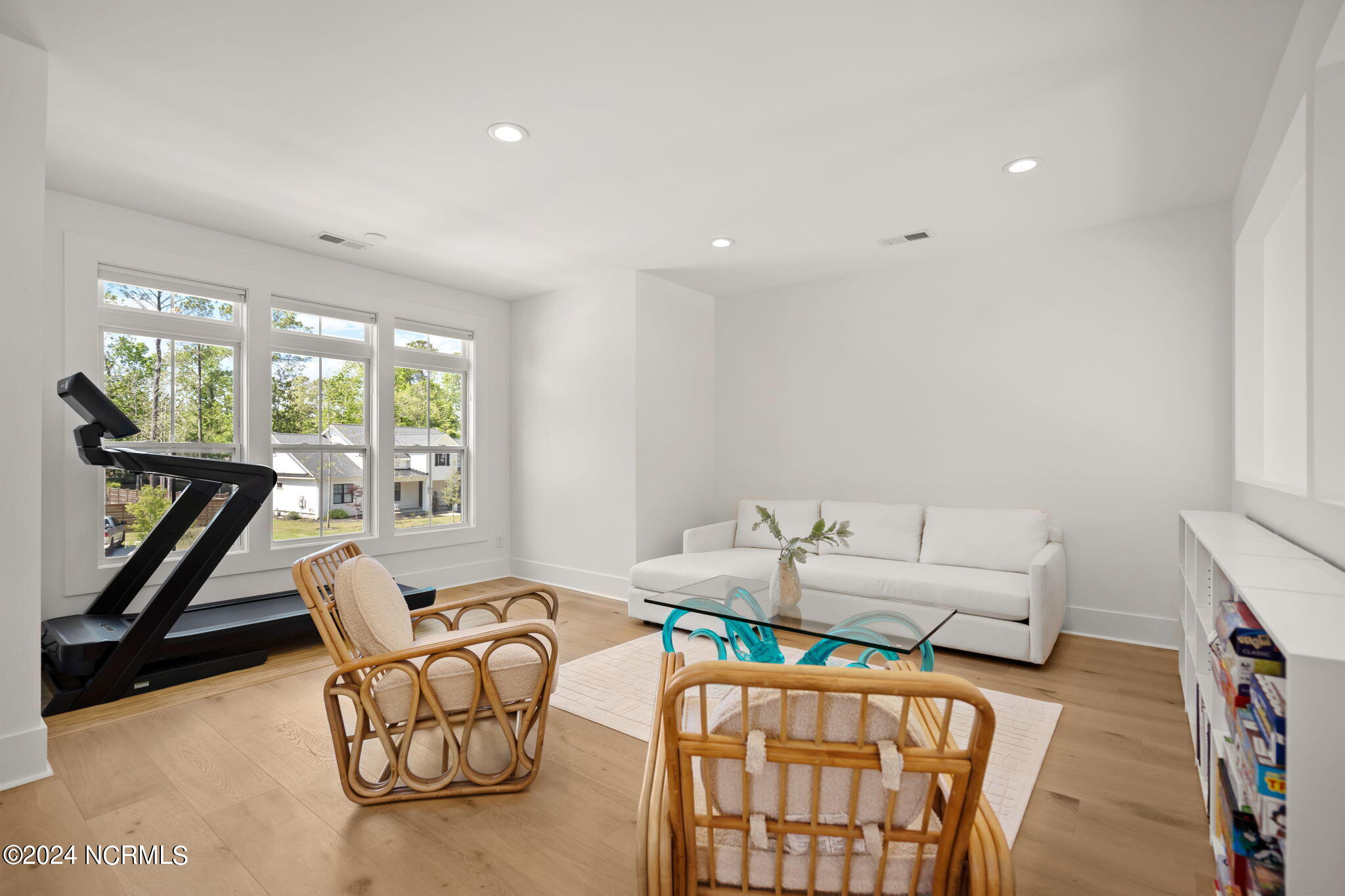 423 E Blackbeard Road