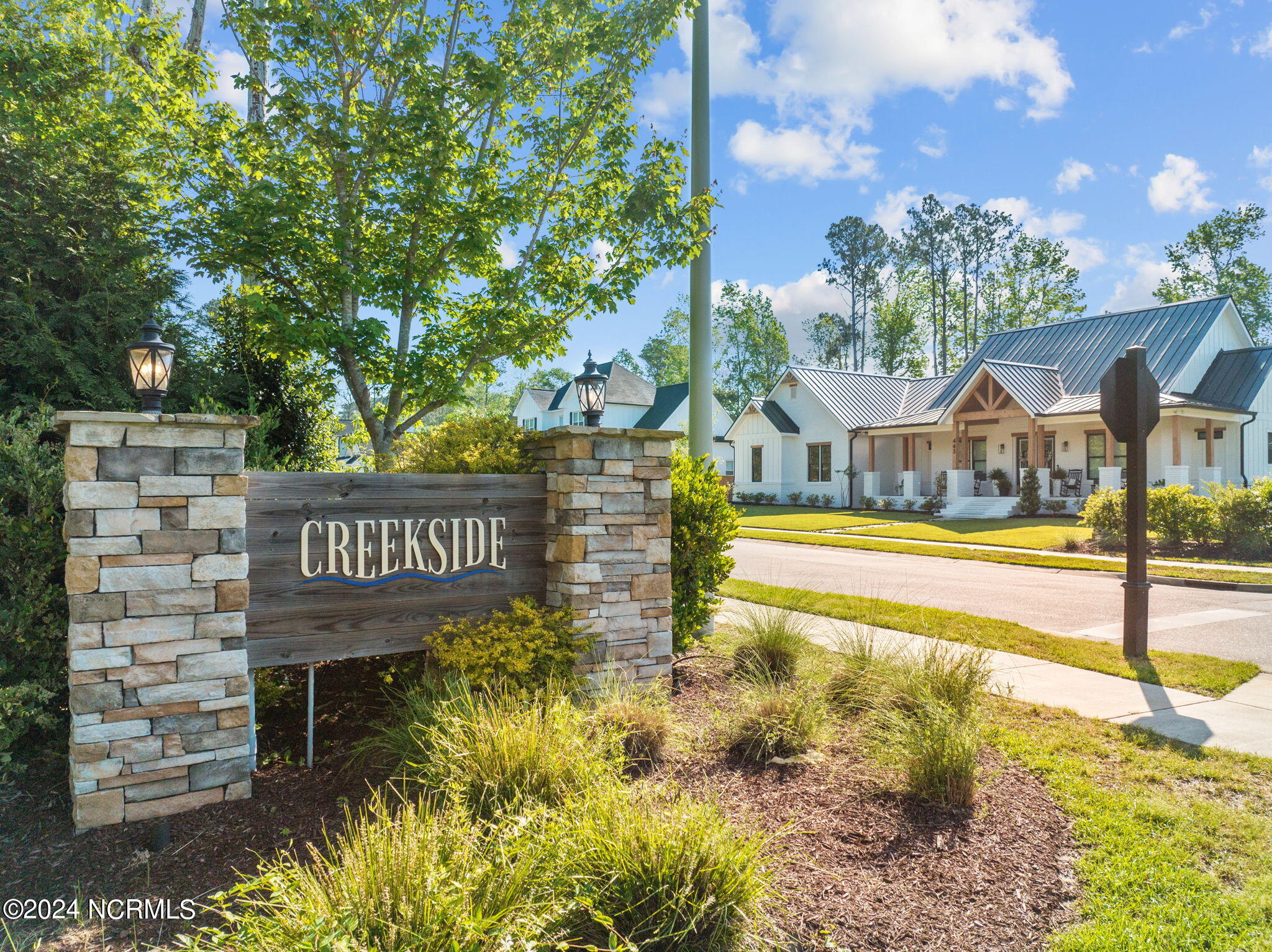 423 E Blackbeard Road