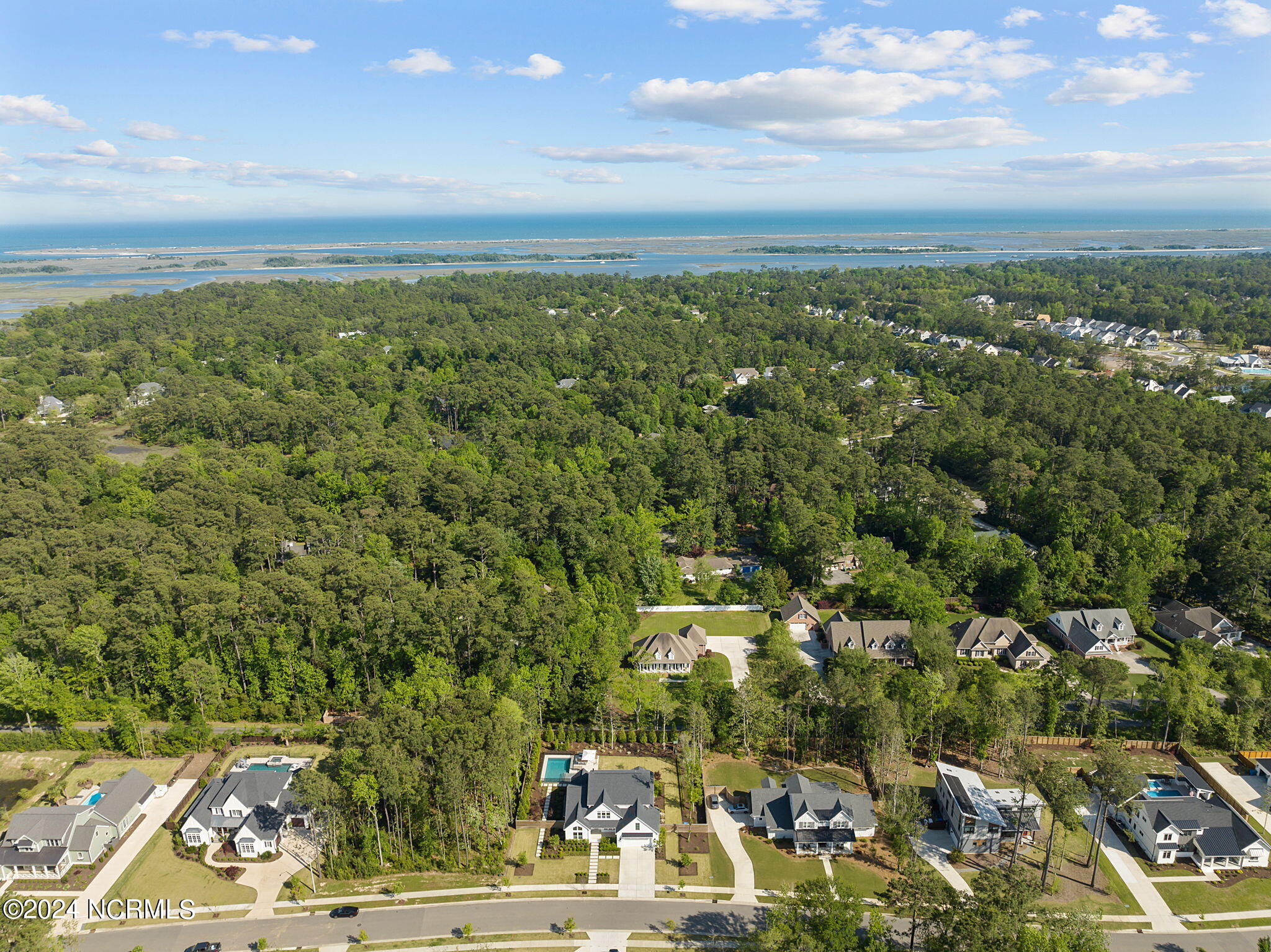 423 E Blackbeard Road