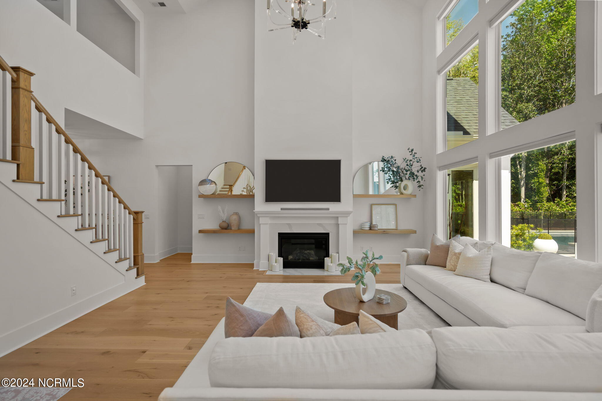 423 E Blackbeard Road