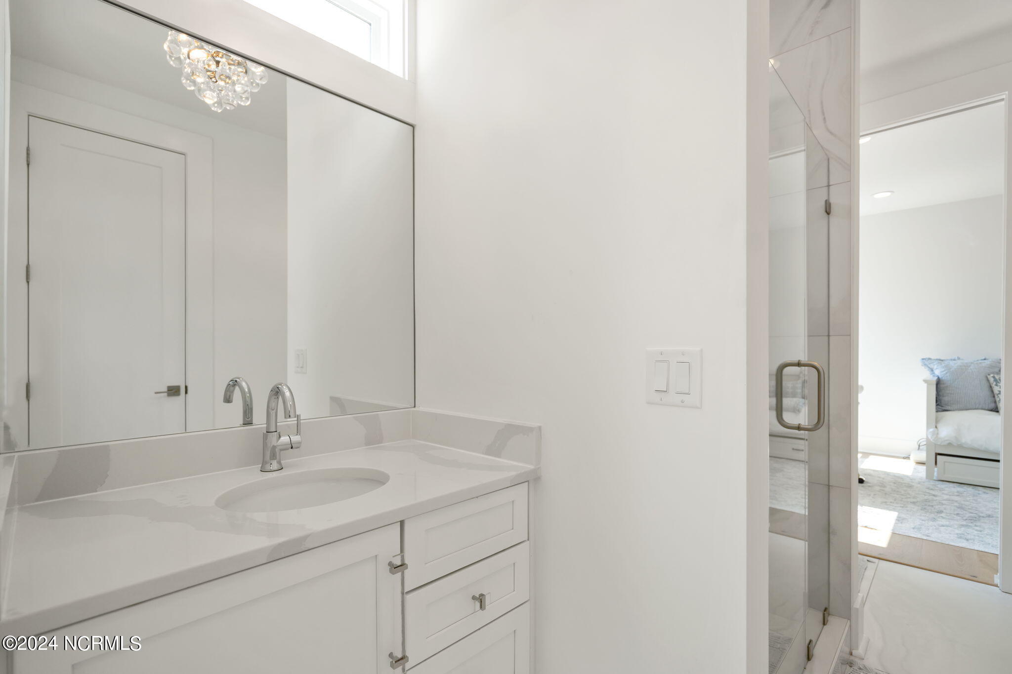 423 E Blackbeard Road