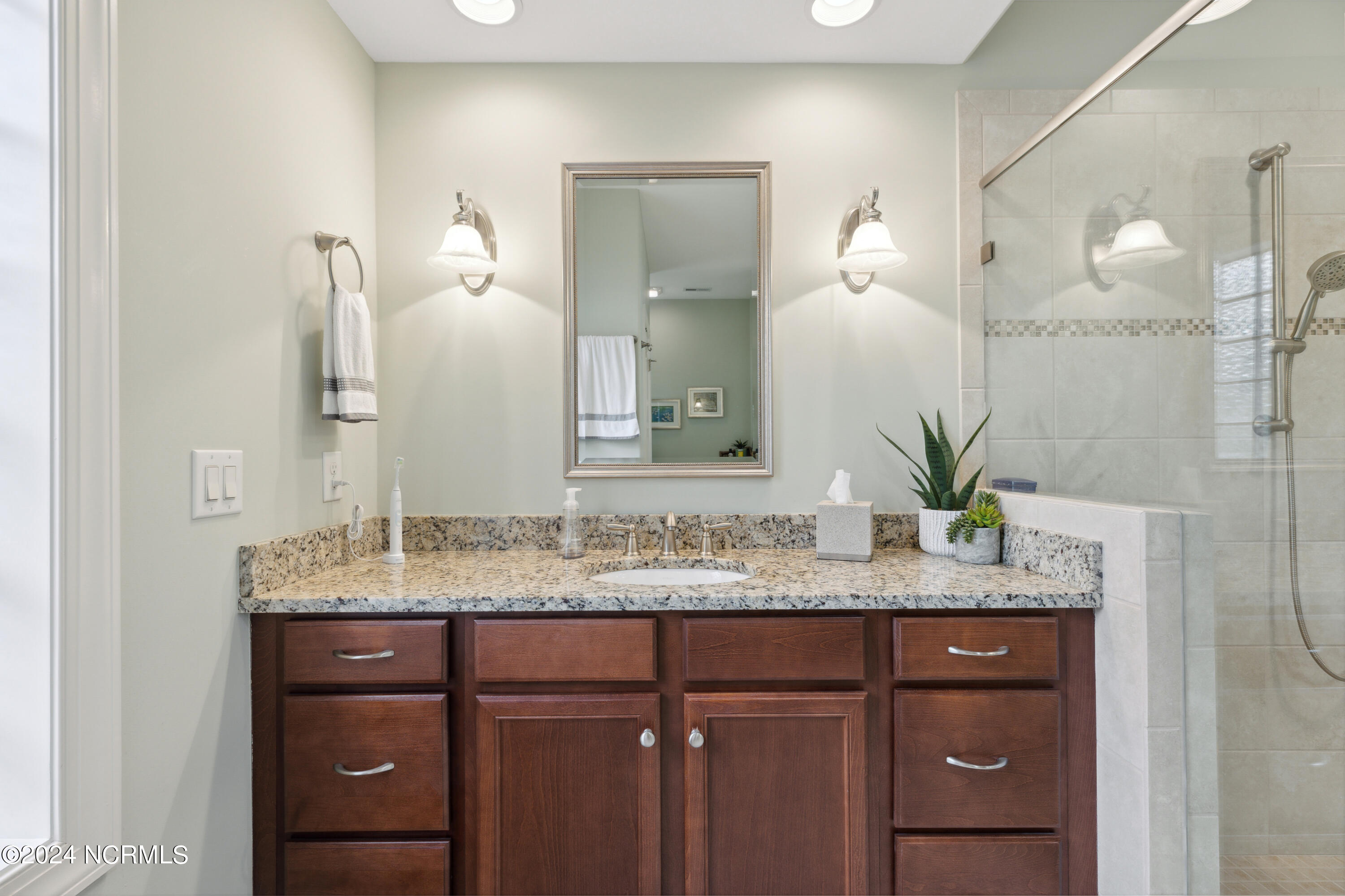 1118 Evangeline Drive