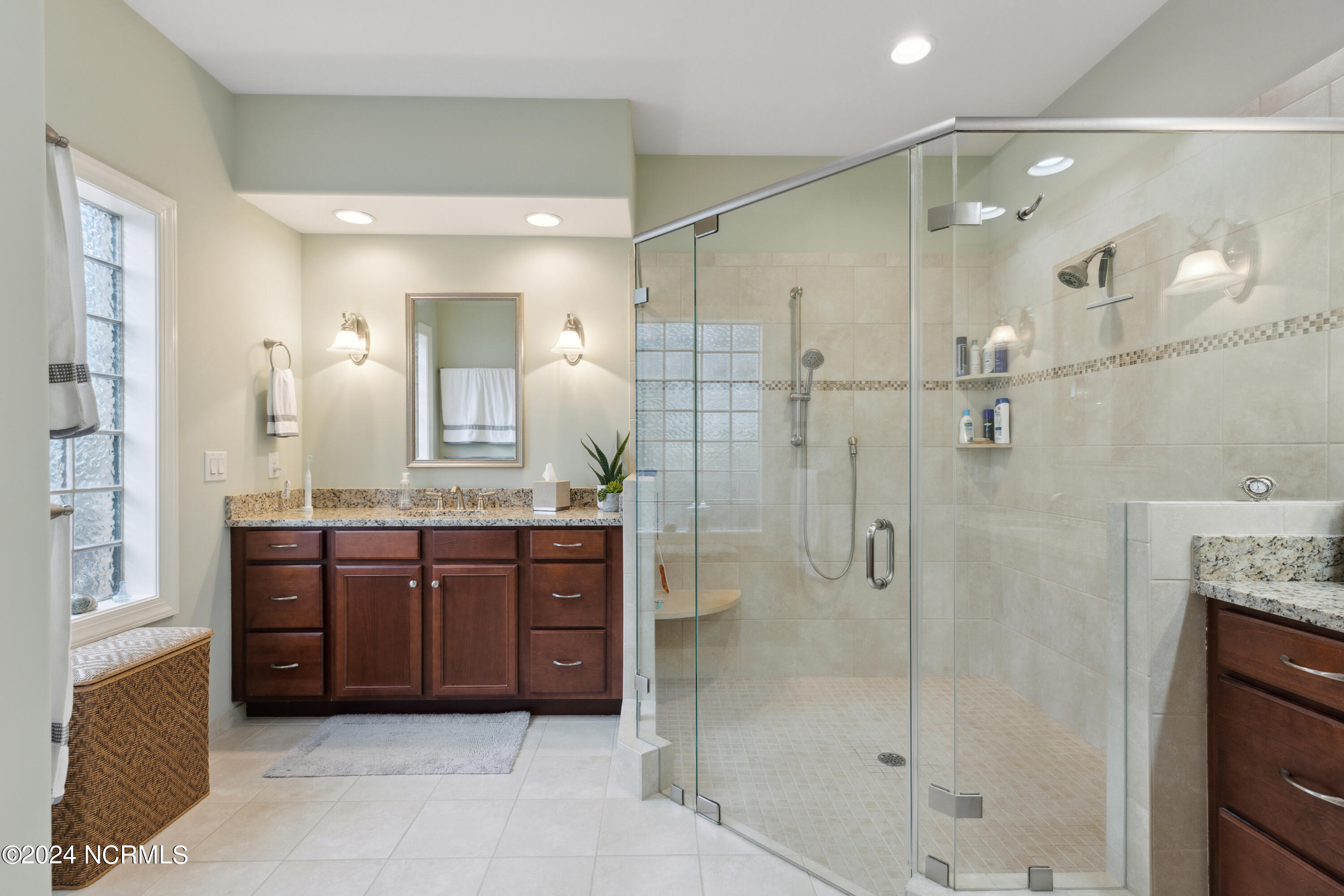 1118 Evangeline Drive