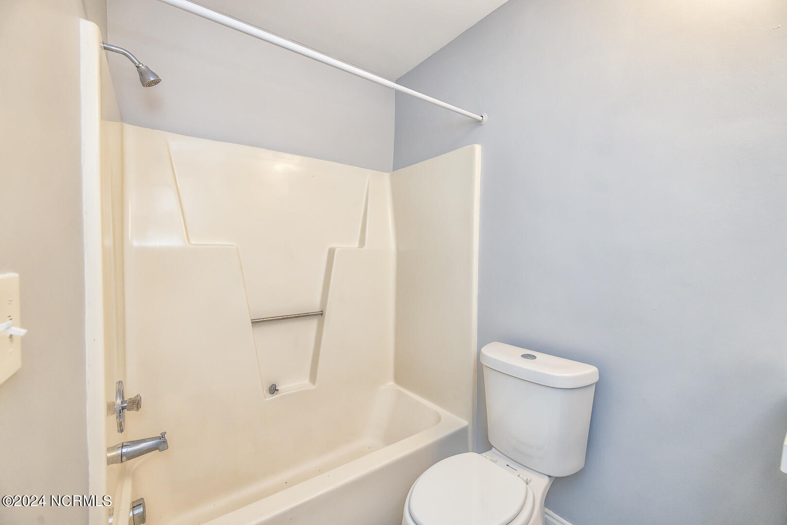 605-609 Nixon Street