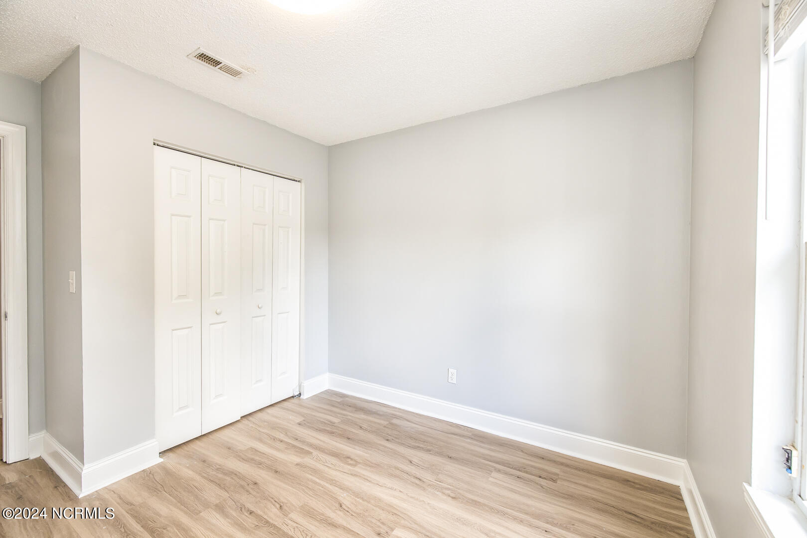 605-609 Nixon Street