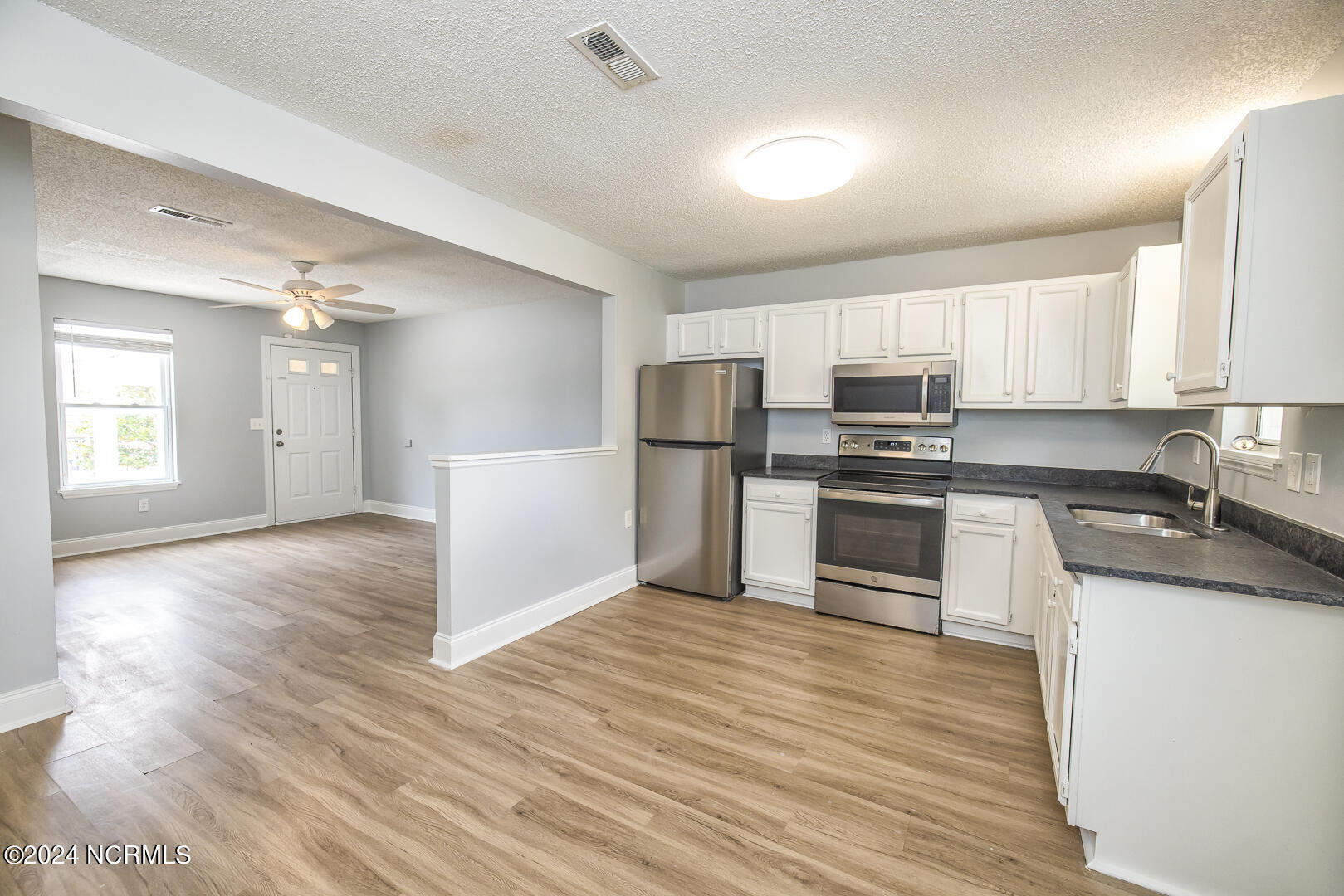 605-609 Nixon Street