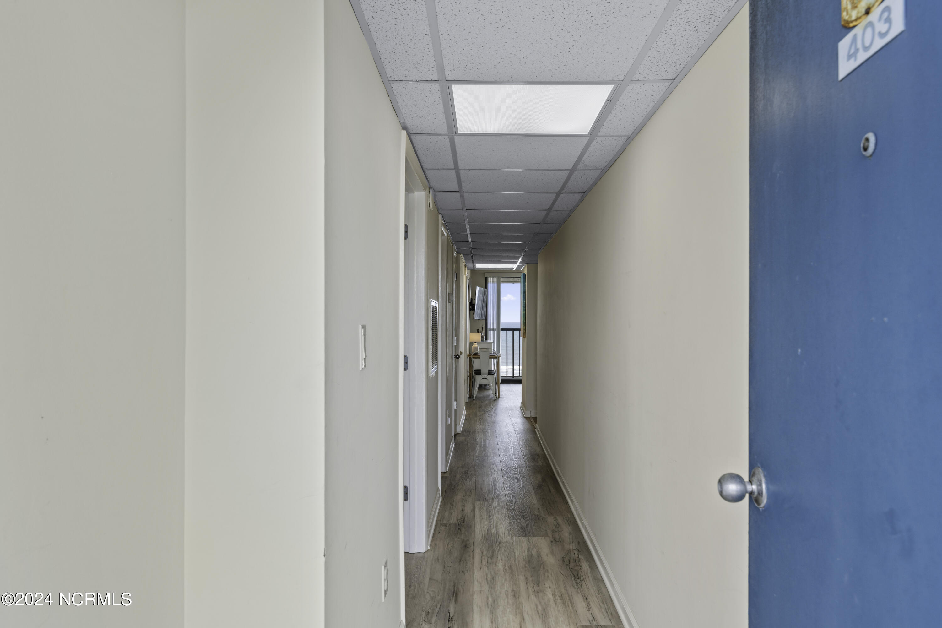 901 Lake Park Boulevard S 403