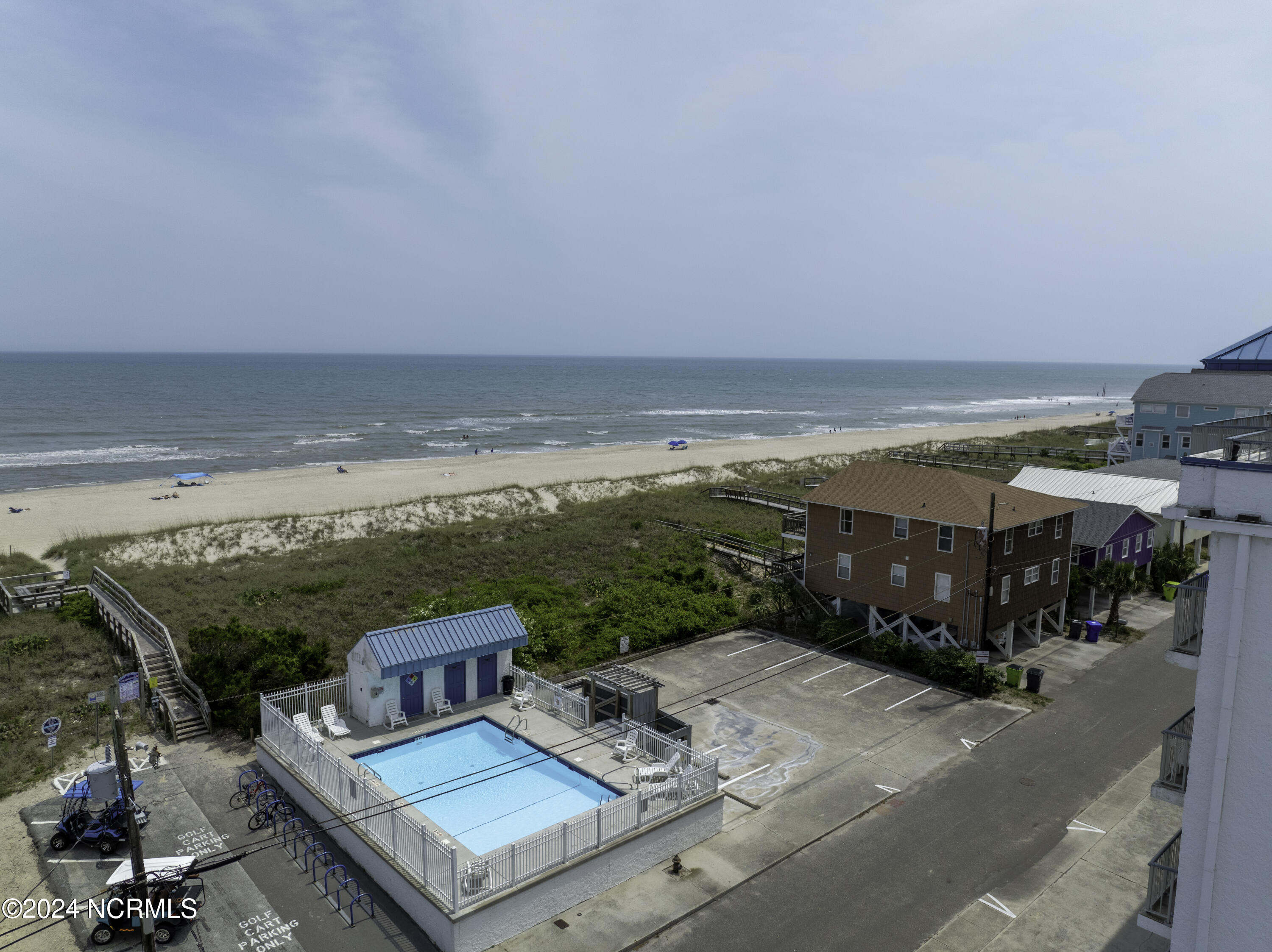 901 Lake Park Boulevard S 403