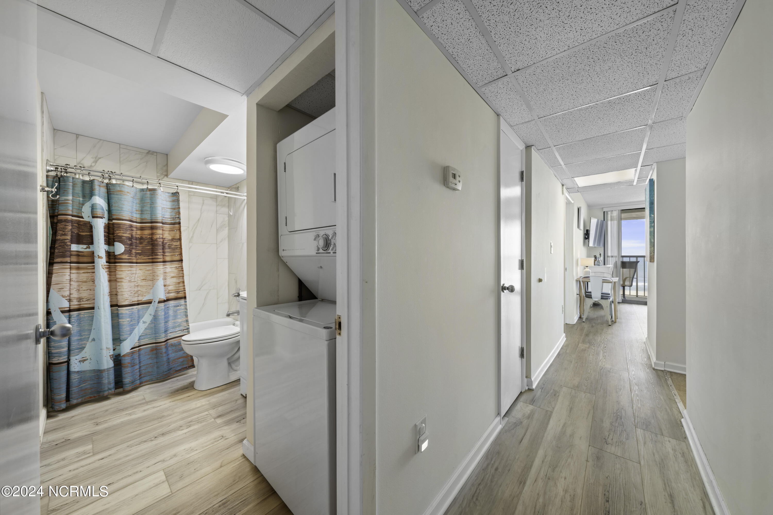 901 Lake Park Boulevard S 403