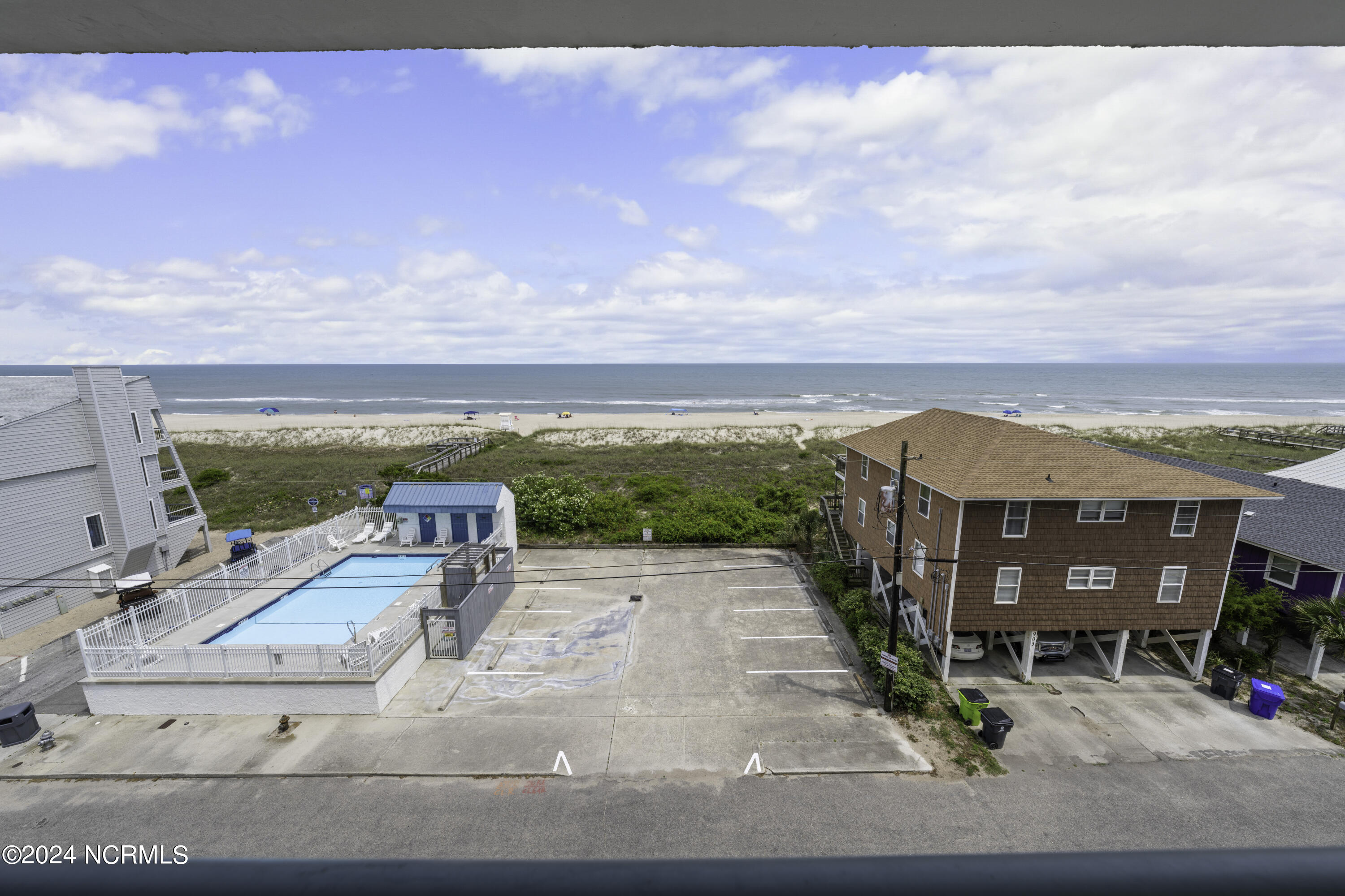 901 Lake Park Boulevard S 403