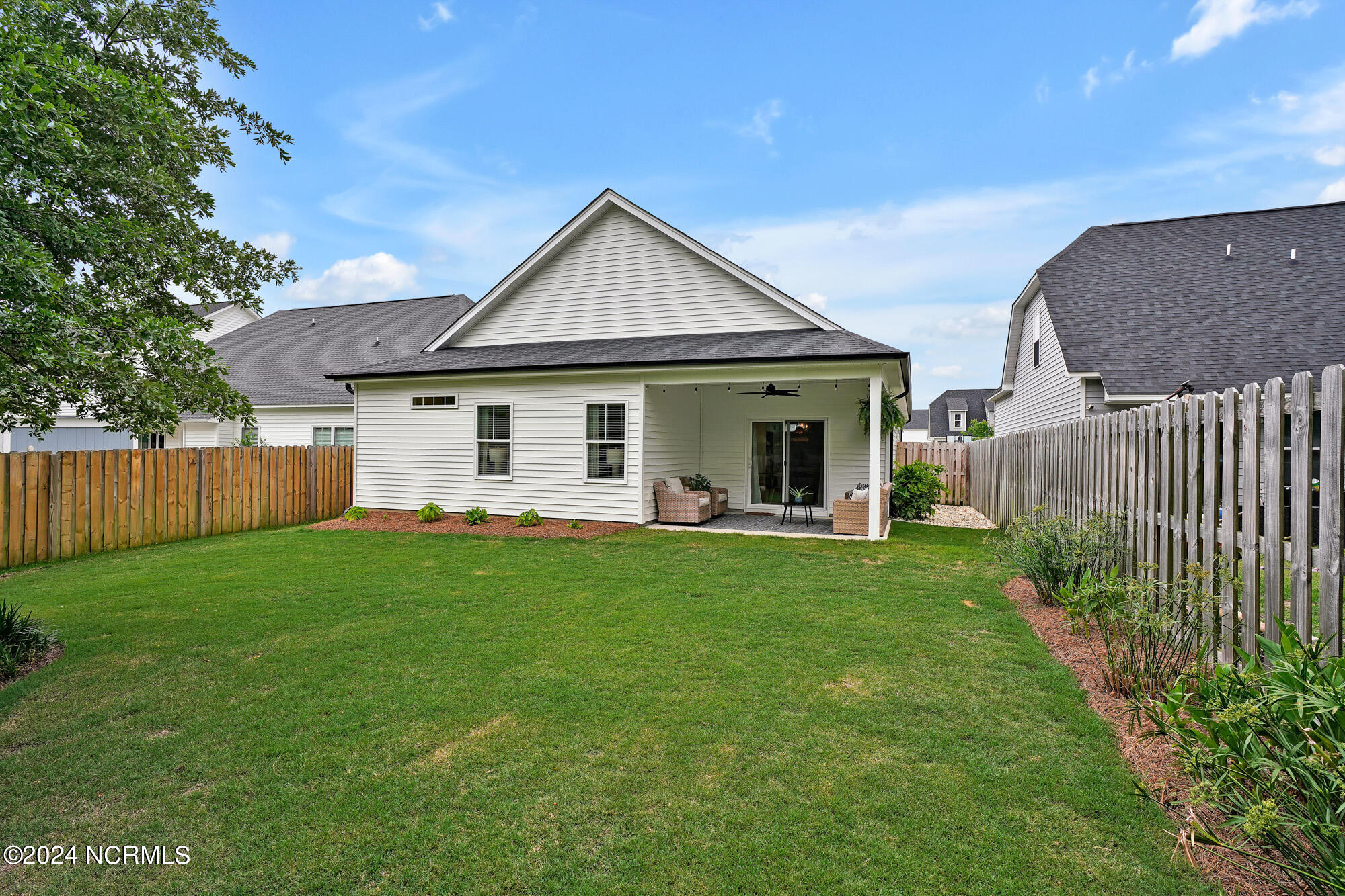 1424 Branch Row