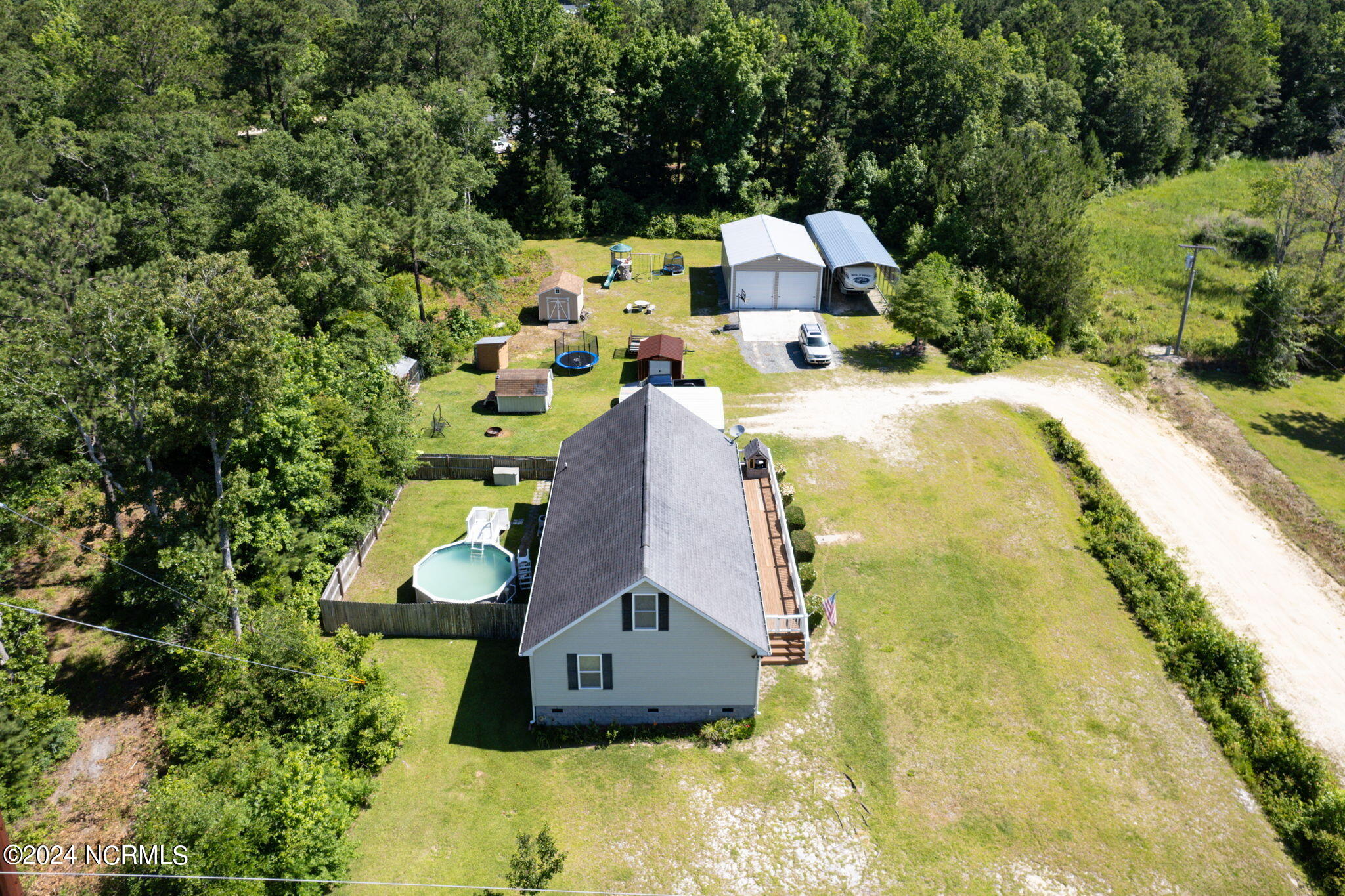 515 Vine Hills Court SE