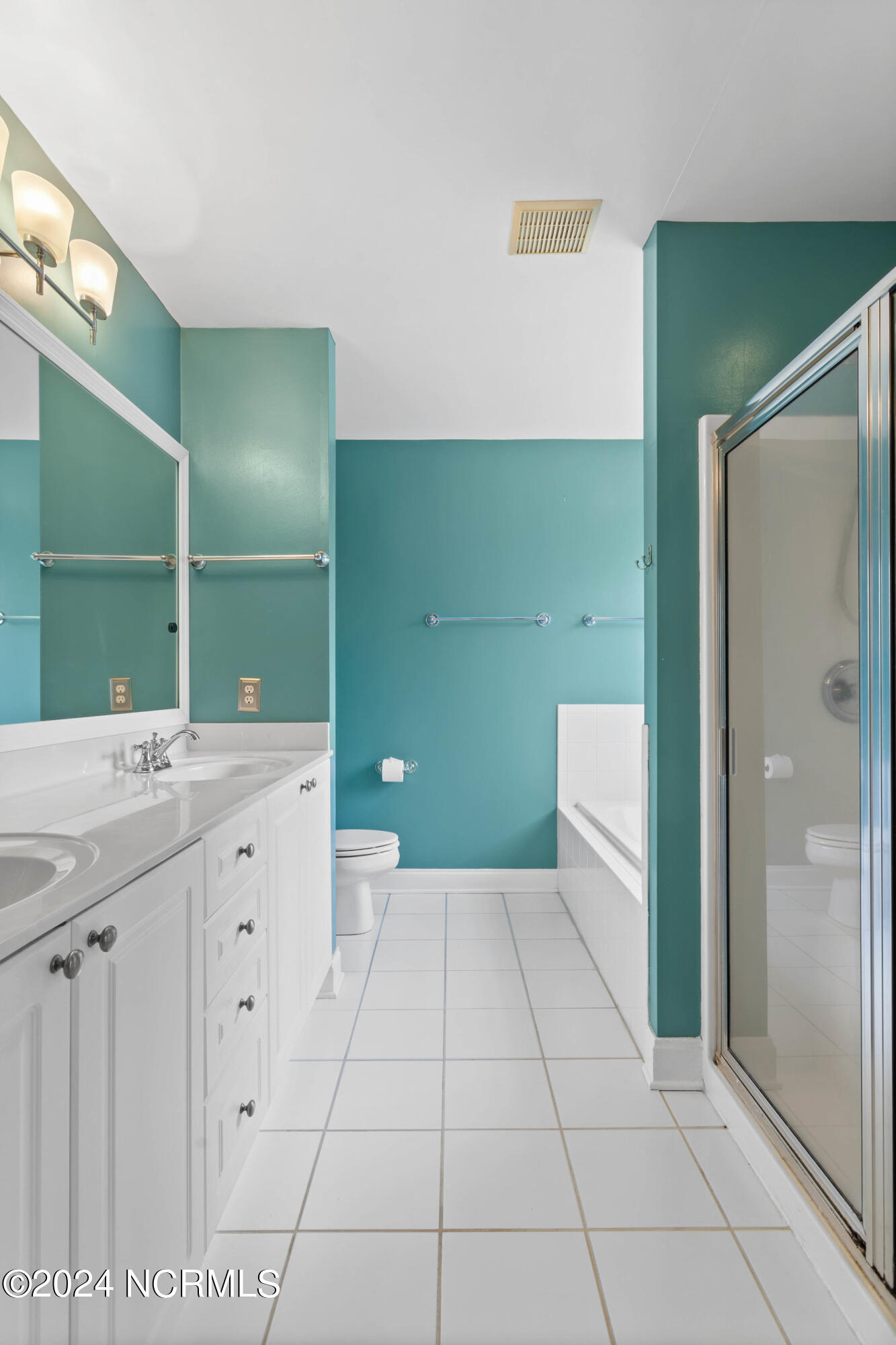 8608 Plantation Landing Drive