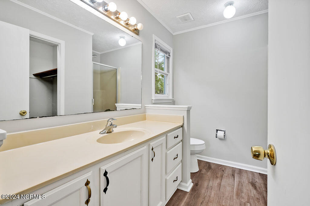 4708 Indian Trail