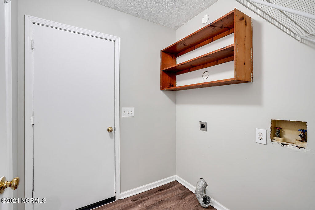 4708 Indian Trail