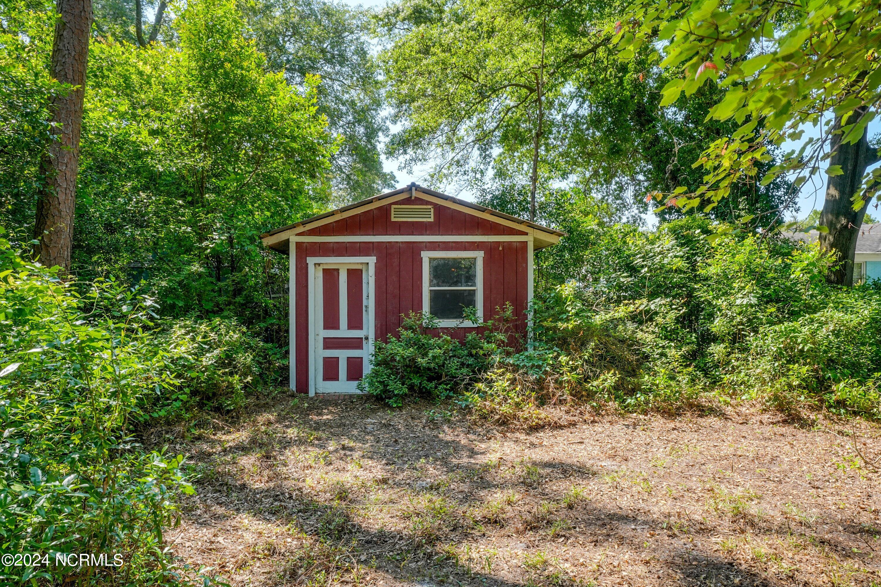 4616 Long Leaf Hills Drive