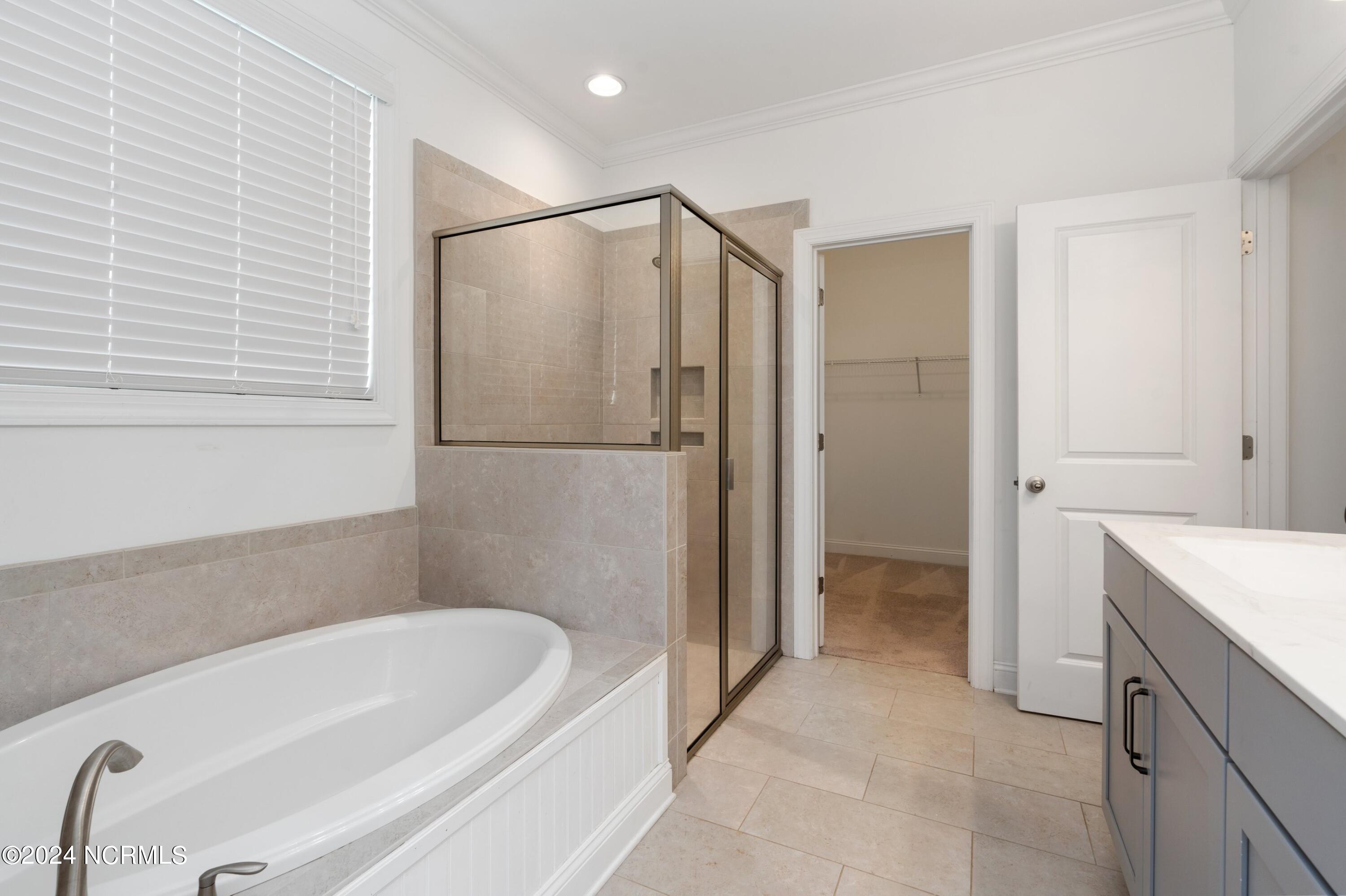 7850 Champlain Drive