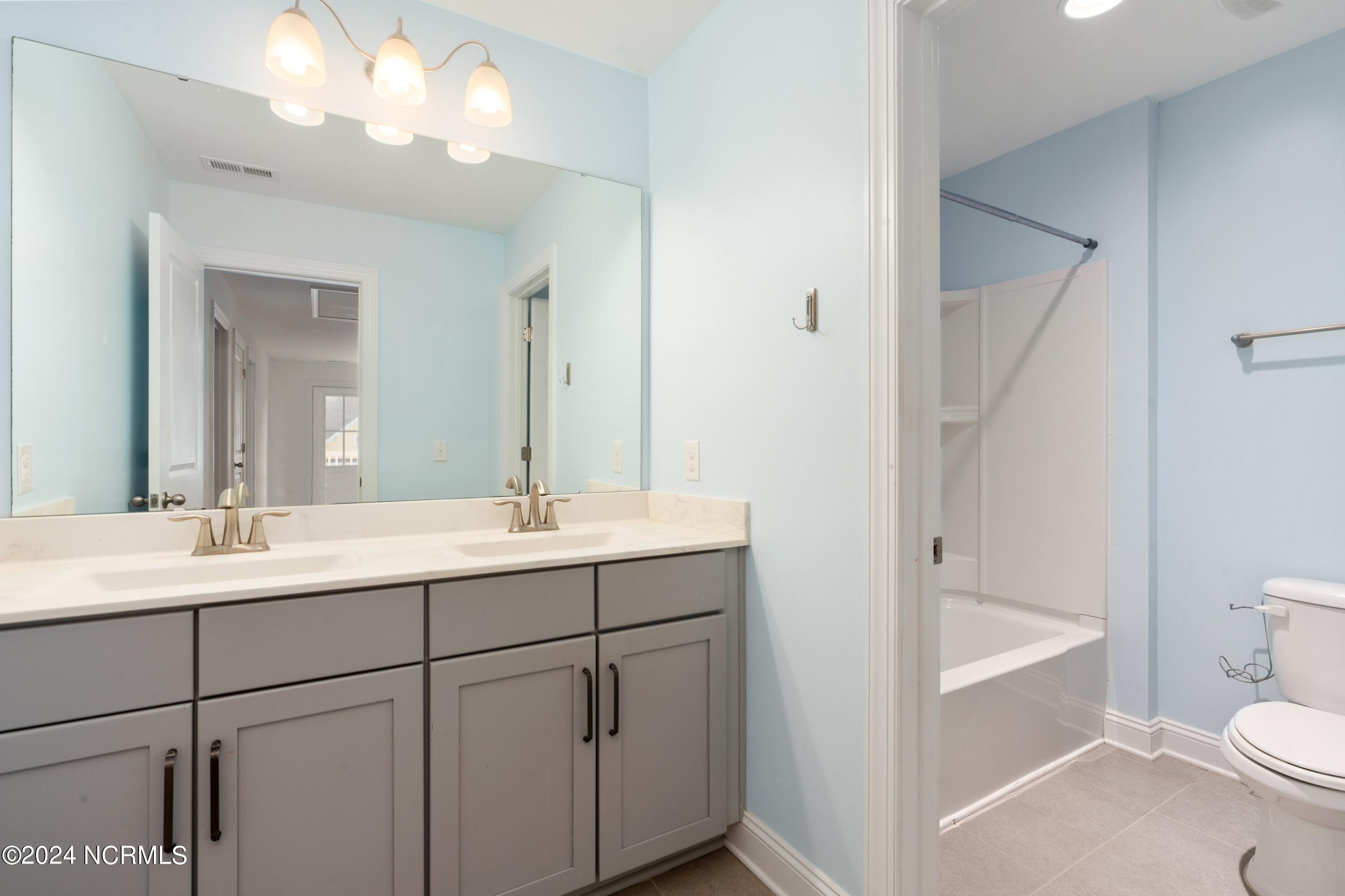 7850 Champlain Drive