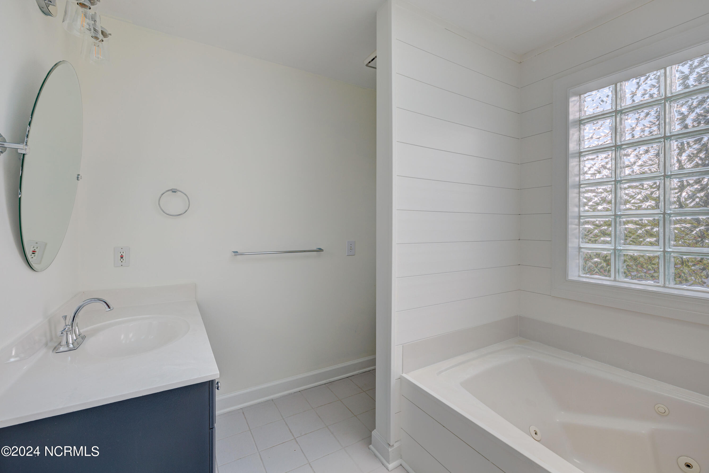 3212 Snowberry Court