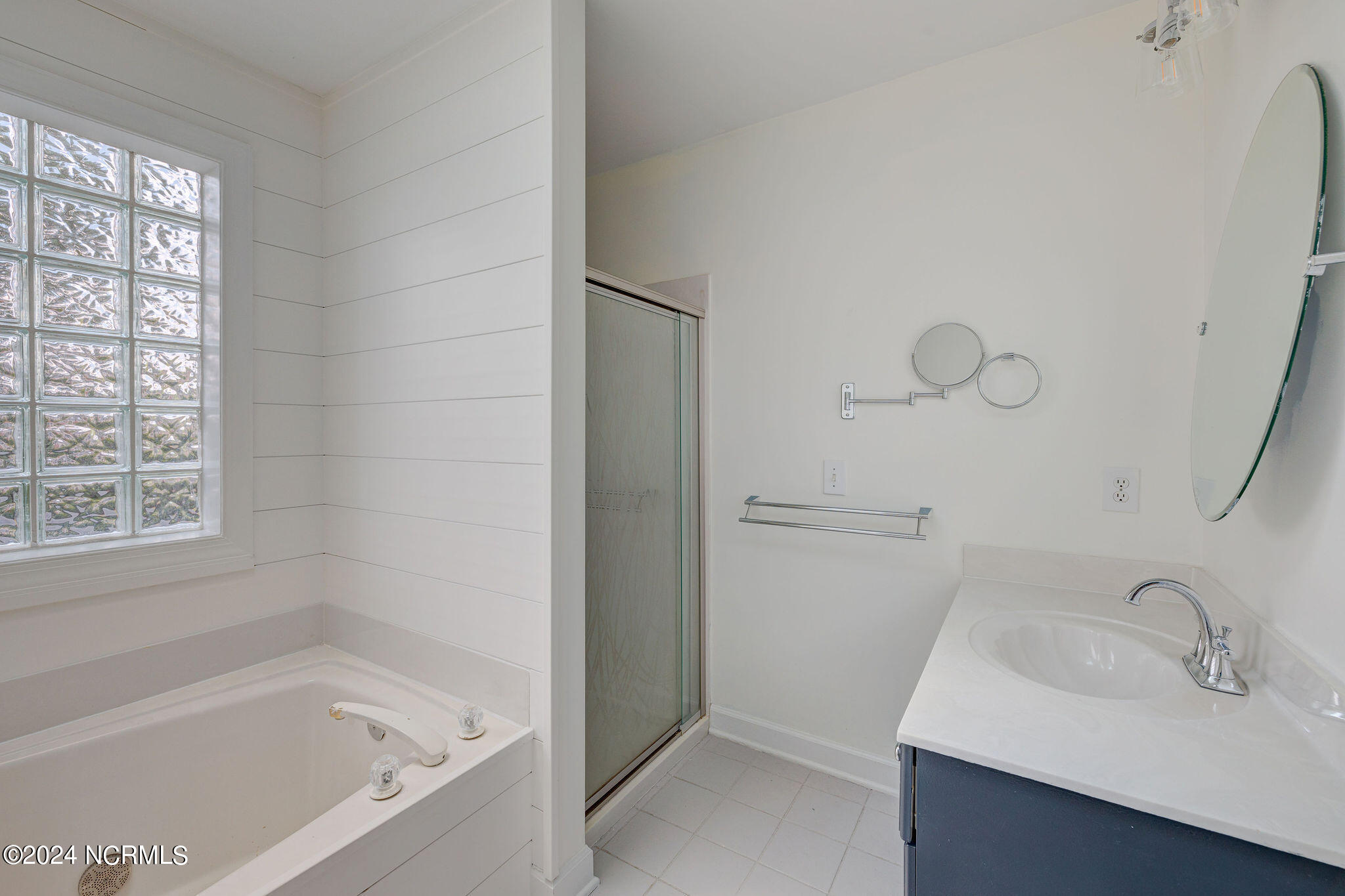 3212 Snowberry Court