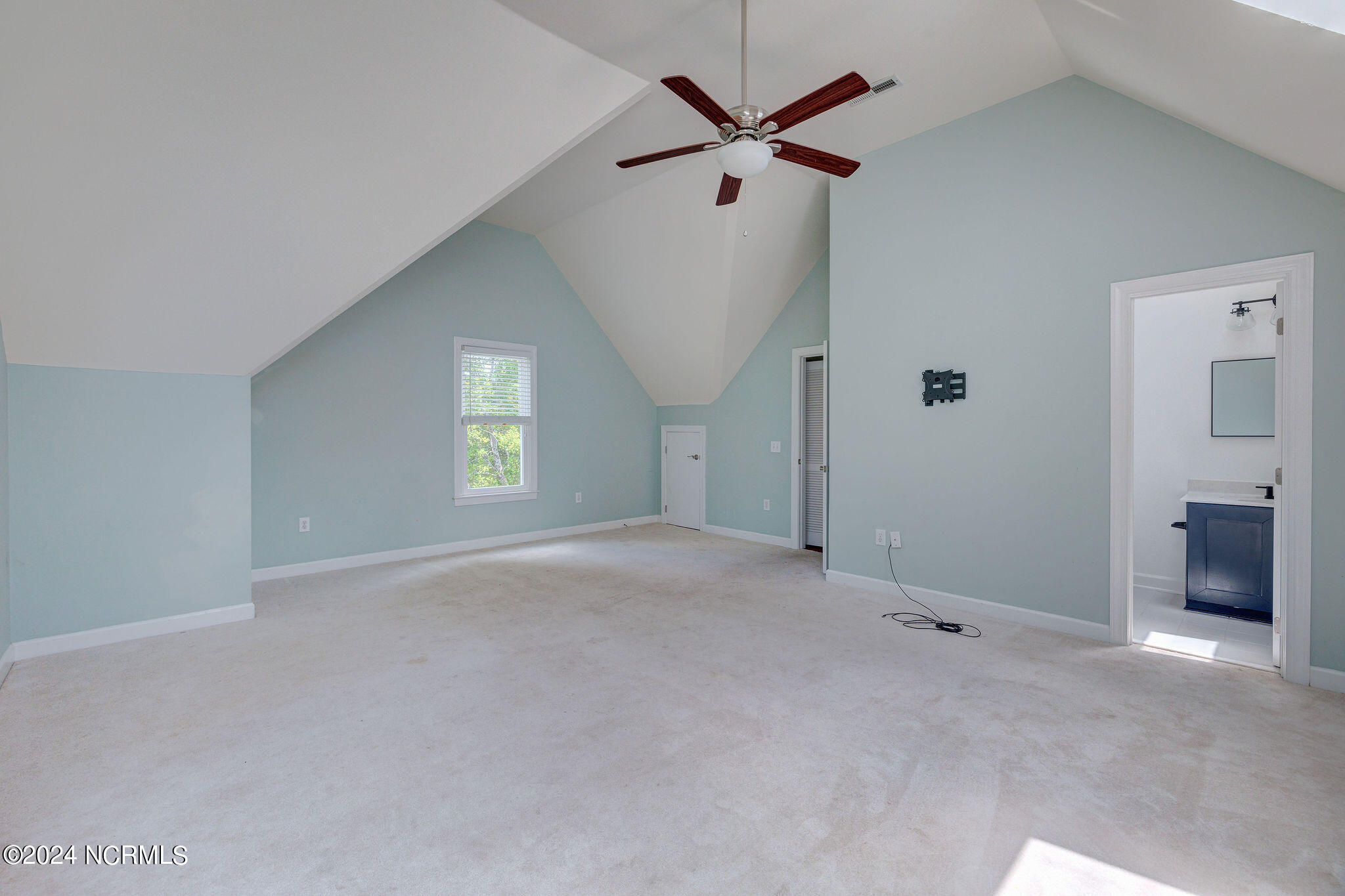 3212 Snowberry Court