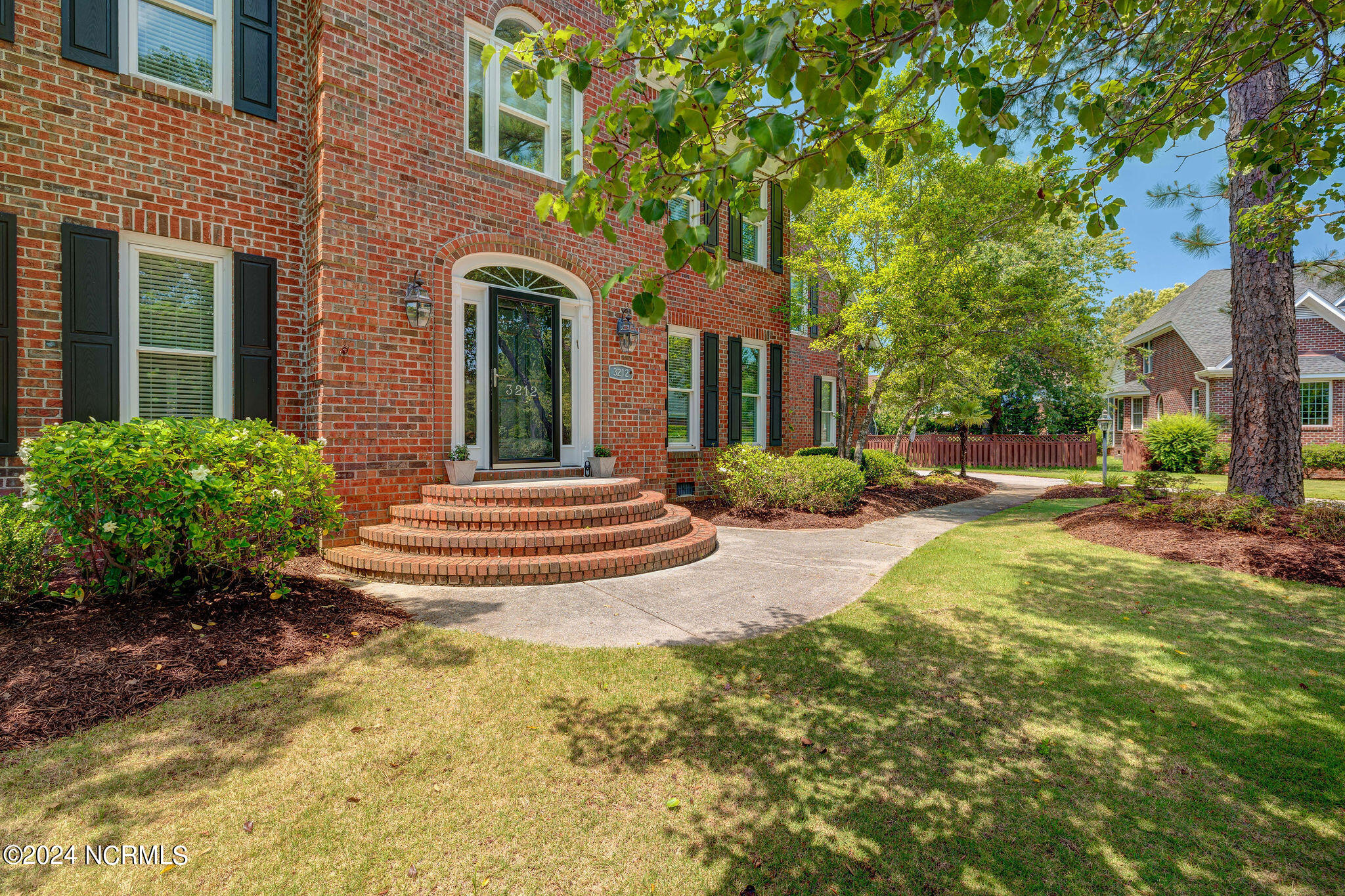 3212 Snowberry Court