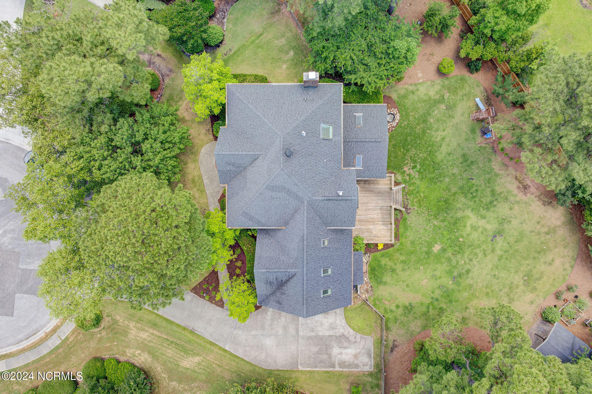 3212 Snowberry Court