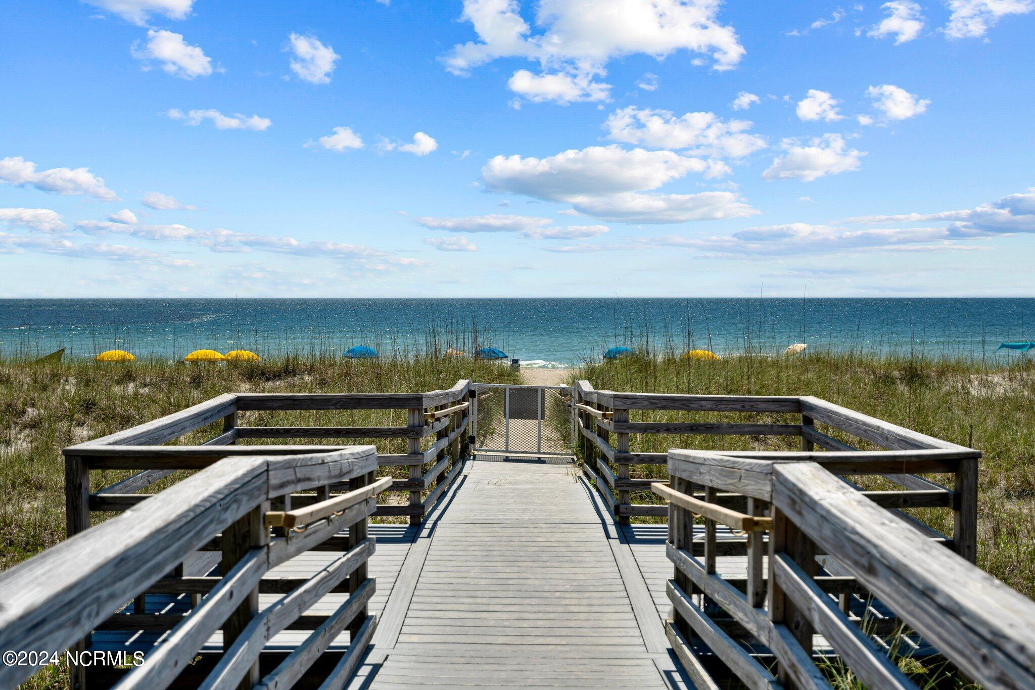 929 Coast Walk Lane