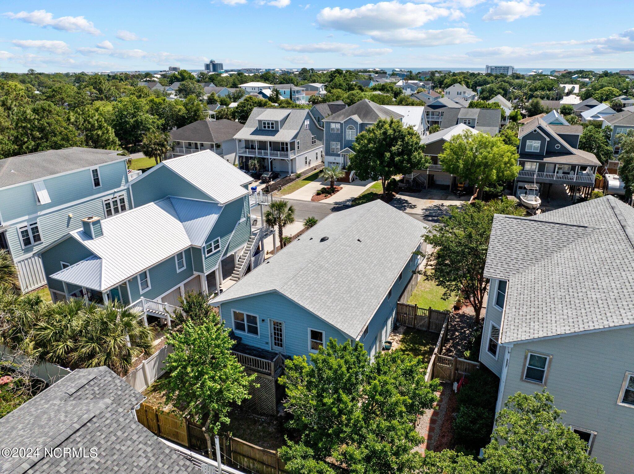 929 Coast Walk Lane