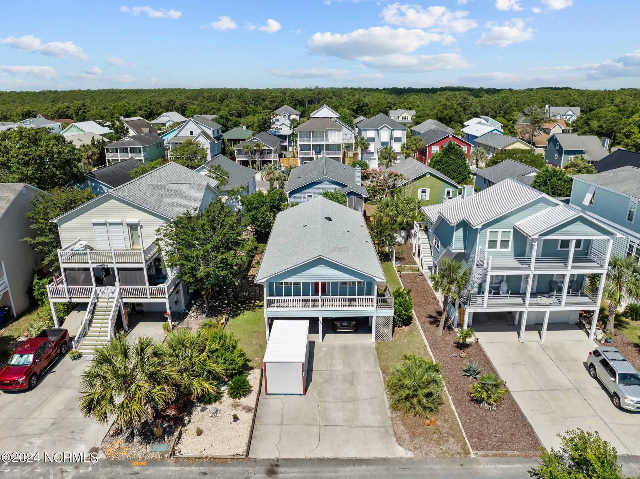 929 Coast Walk Lane