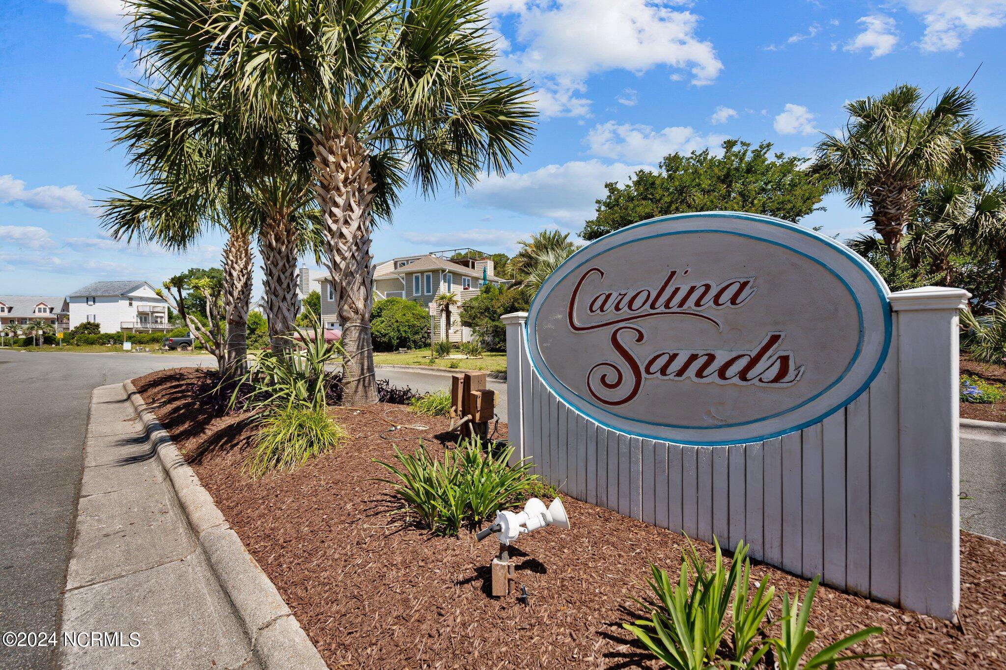929 Coast Walk Lane