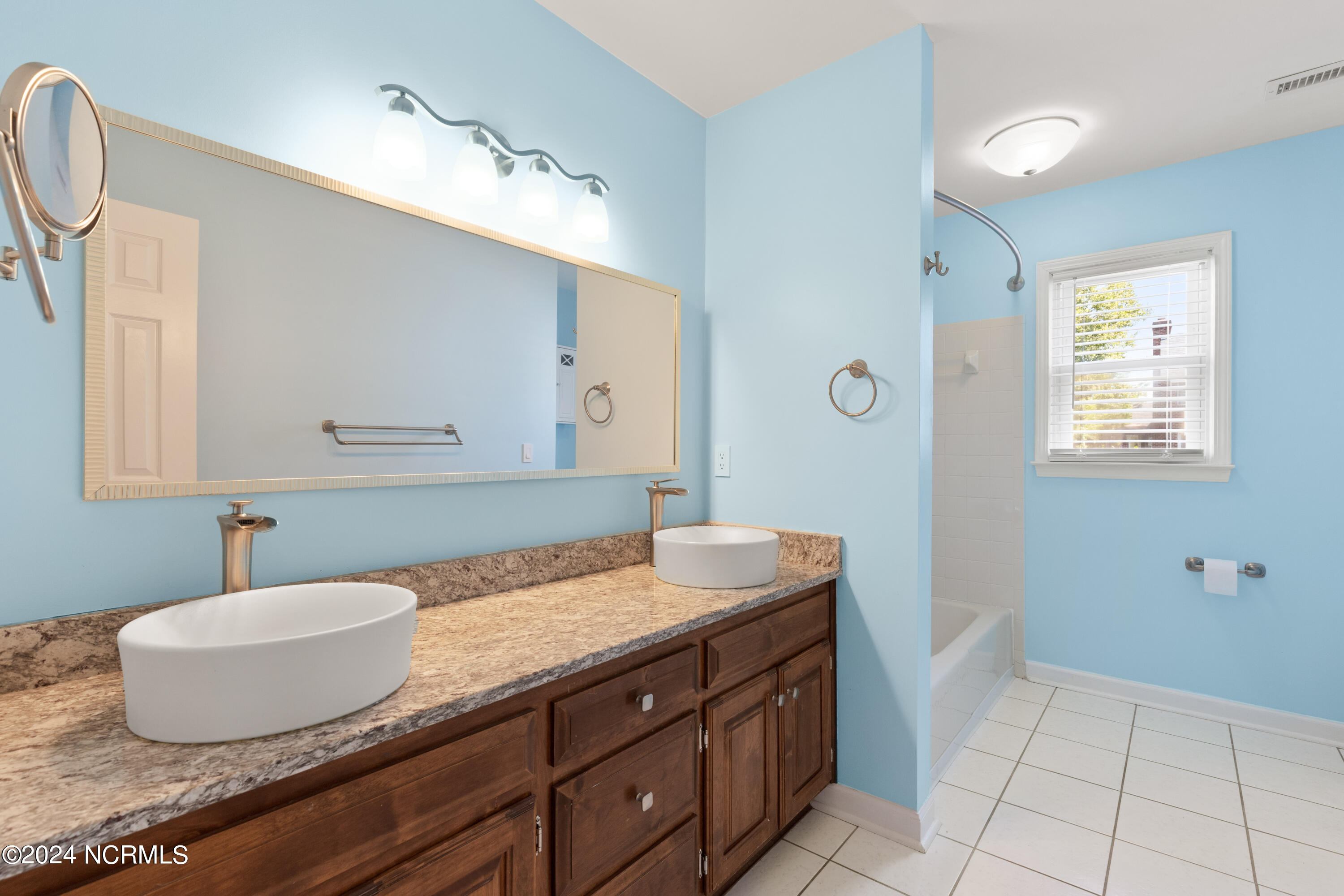 3224 Grey Leaf Drive