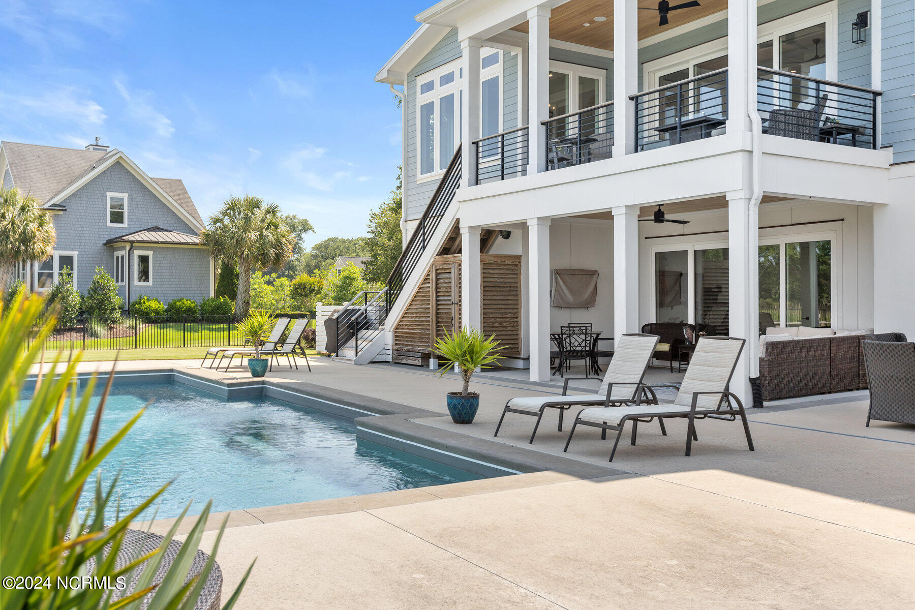 320 Ballast Point Road