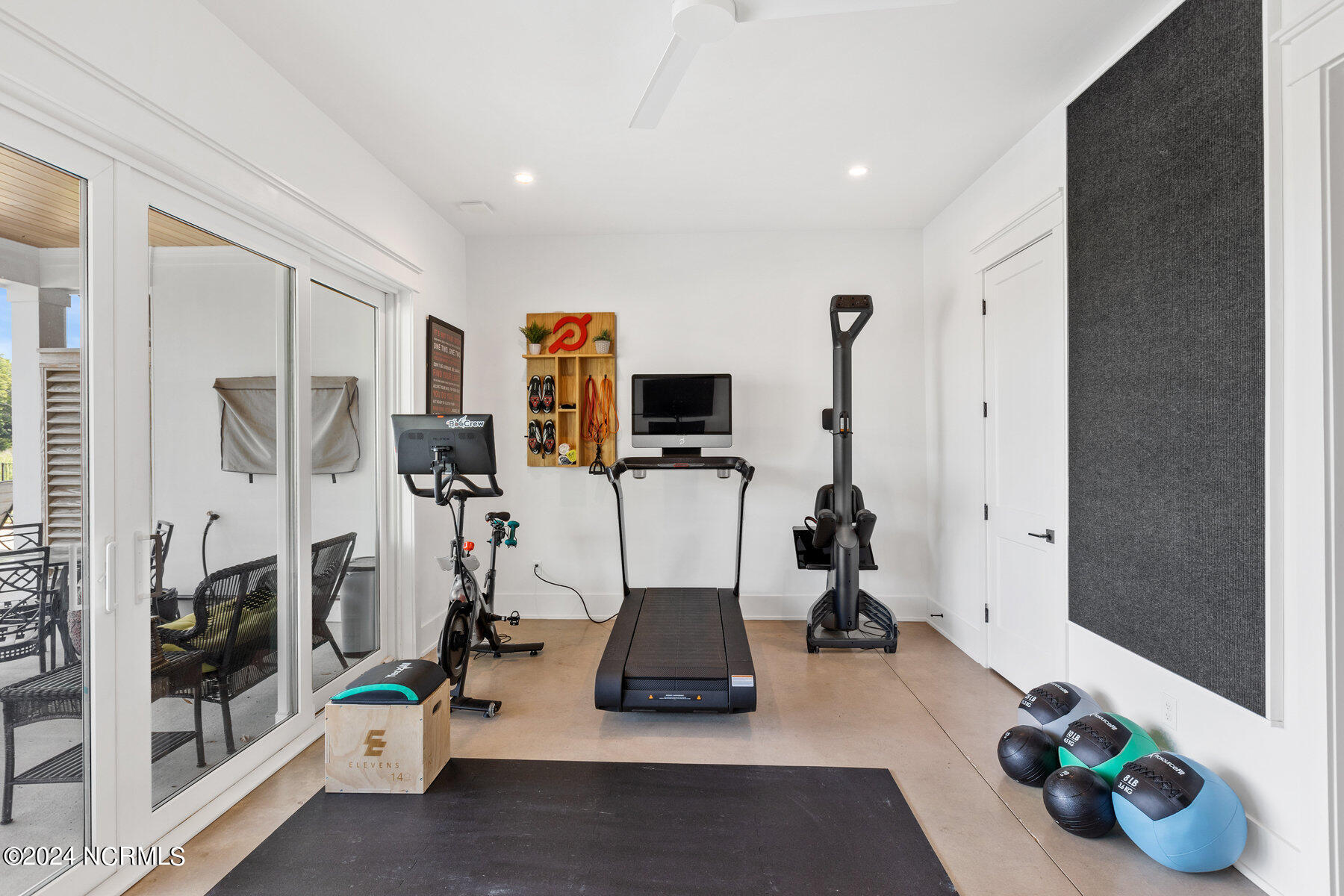 320 Ballast Point Road