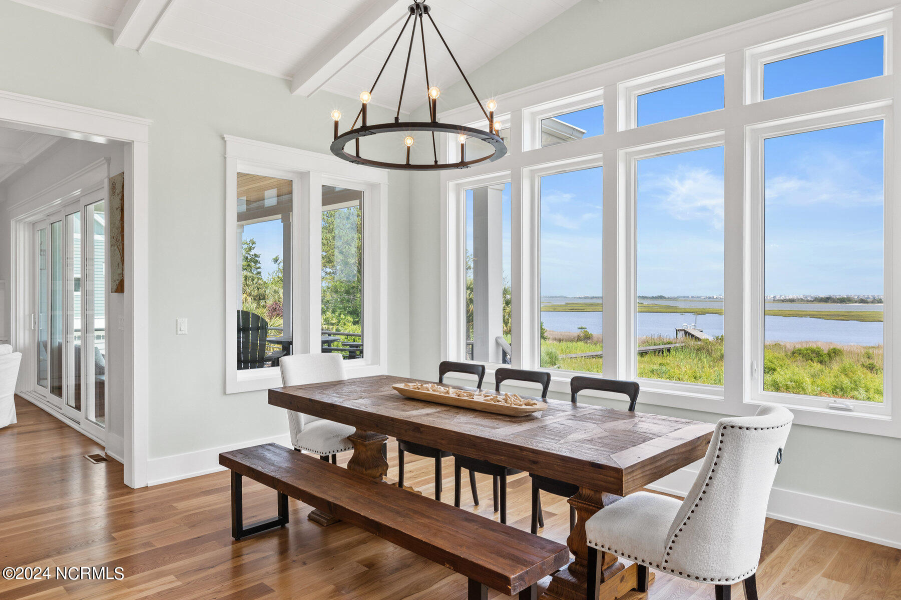 320 Ballast Point Road