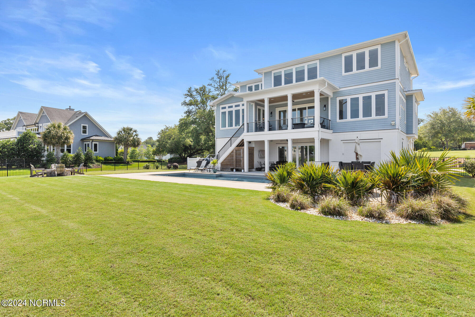 320 Ballast Point Road