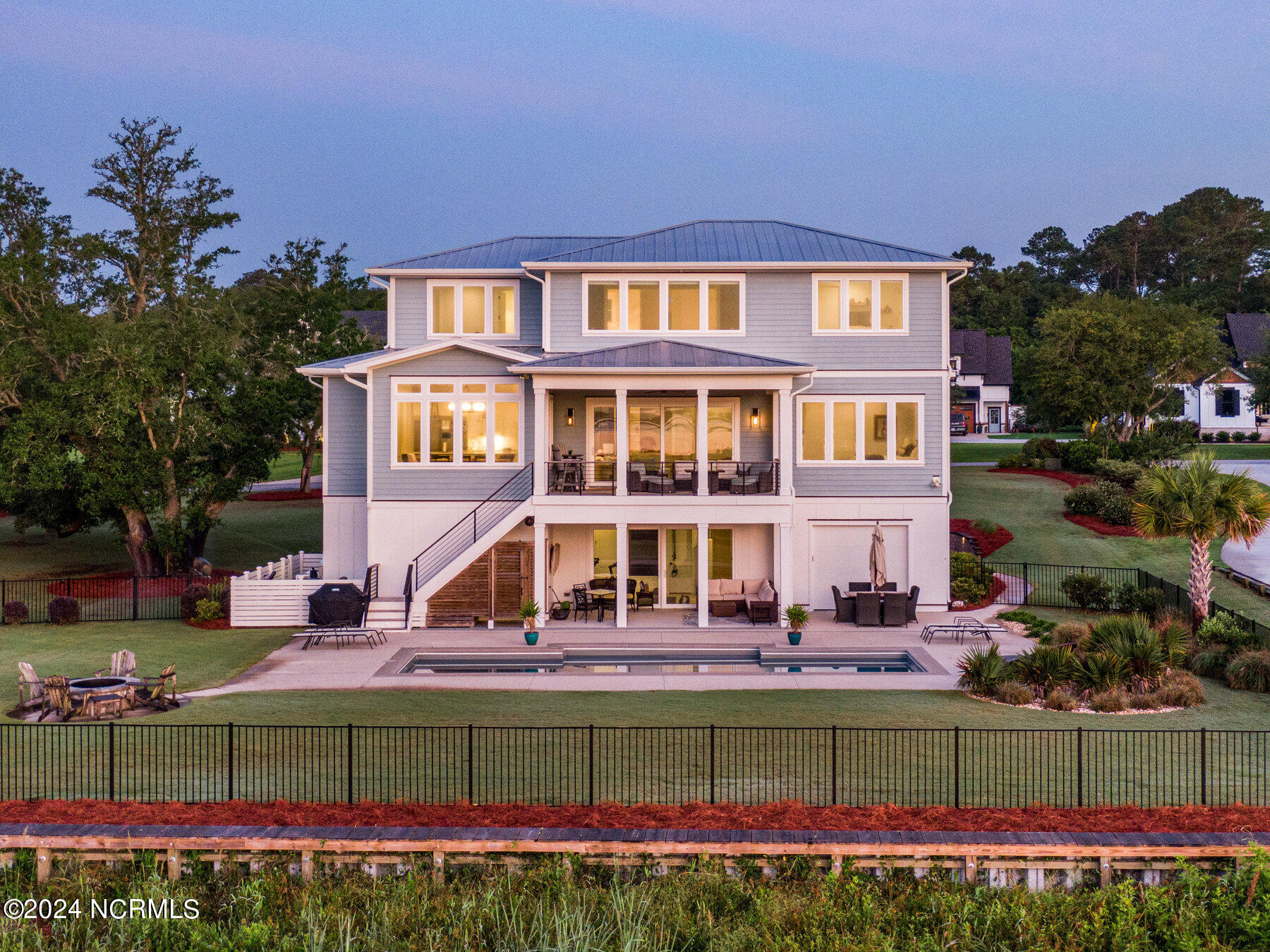 320 Ballast Point Road